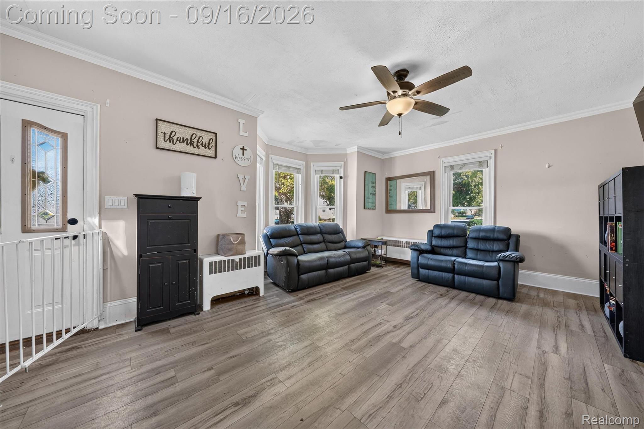 202 E Saint Clair Street Property Photo 7
