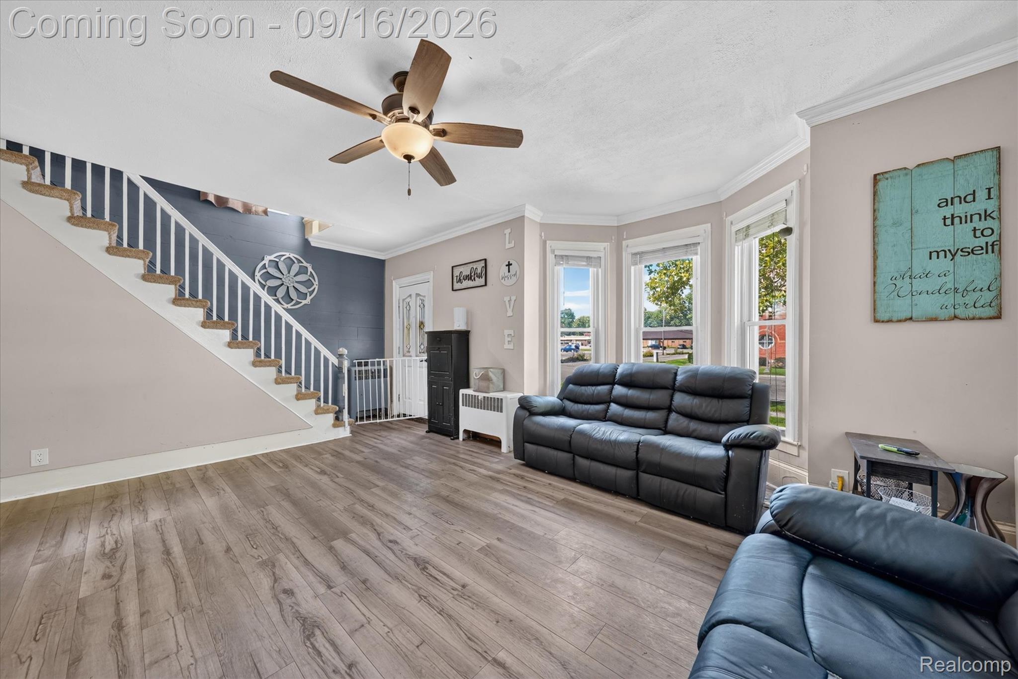 202 E Saint Clair Street Property Photo 8