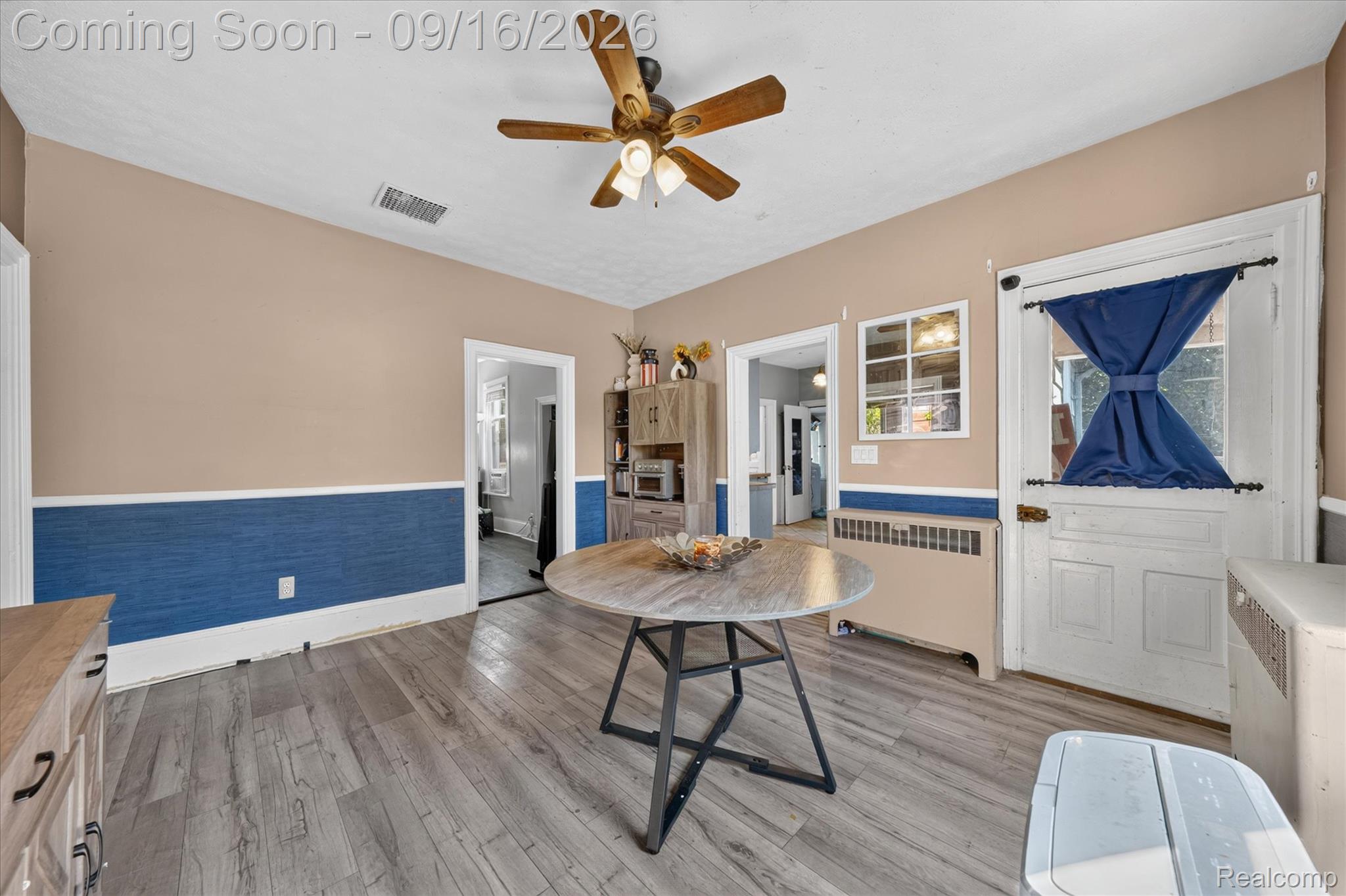 202 E Saint Clair Street Property Photo 18