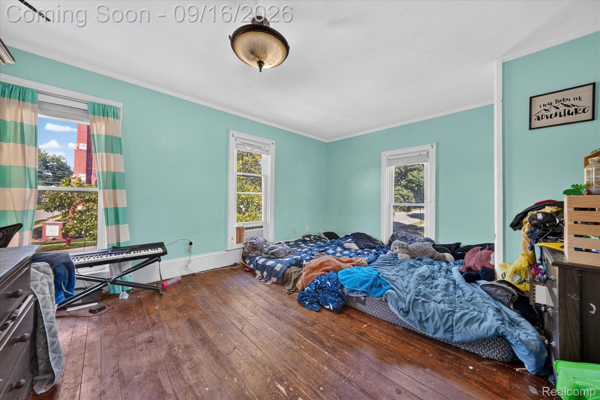 202 E Saint Clair Street Property Photo 25