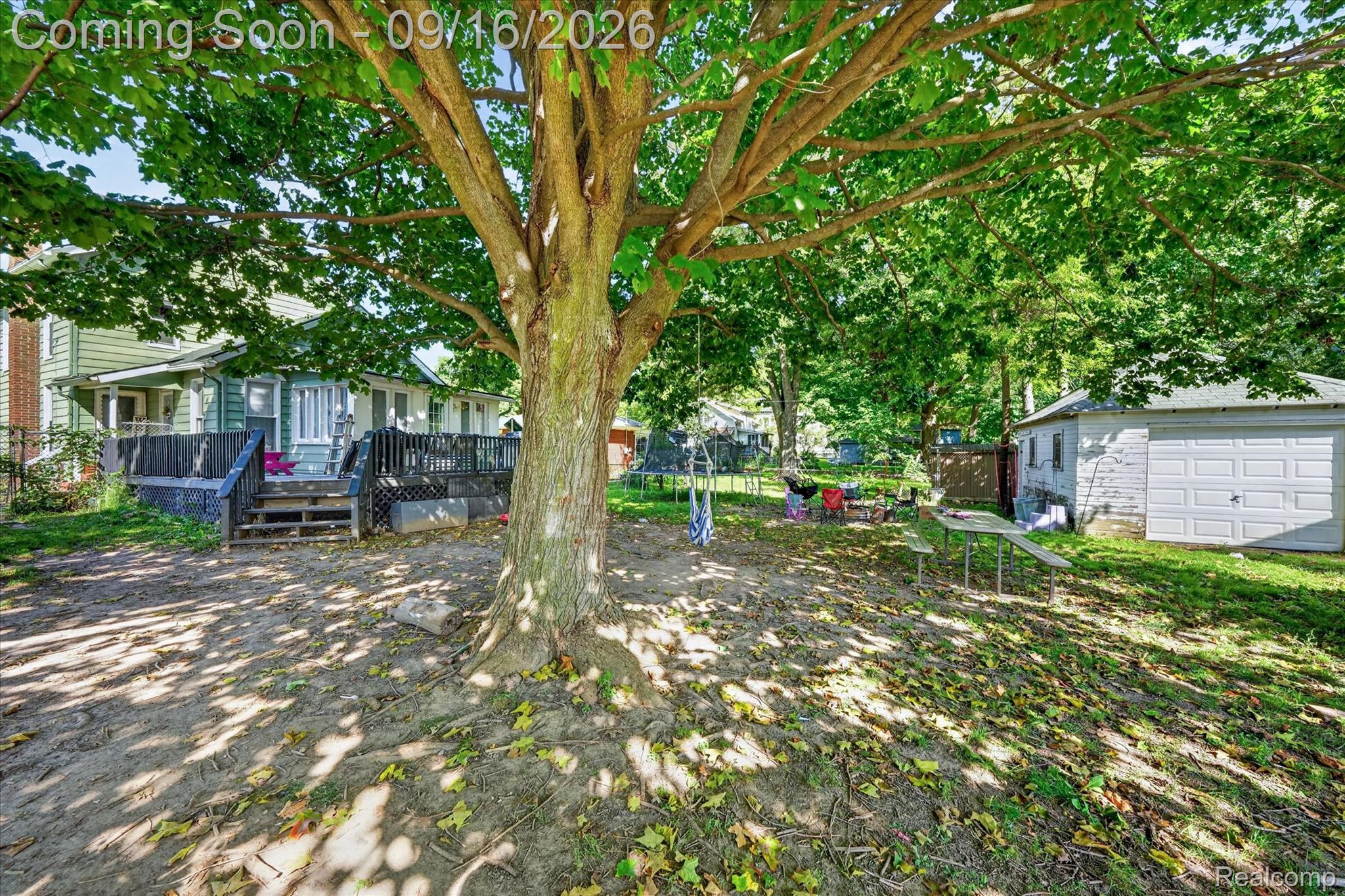 202 E Saint Clair Street Property Photo 35