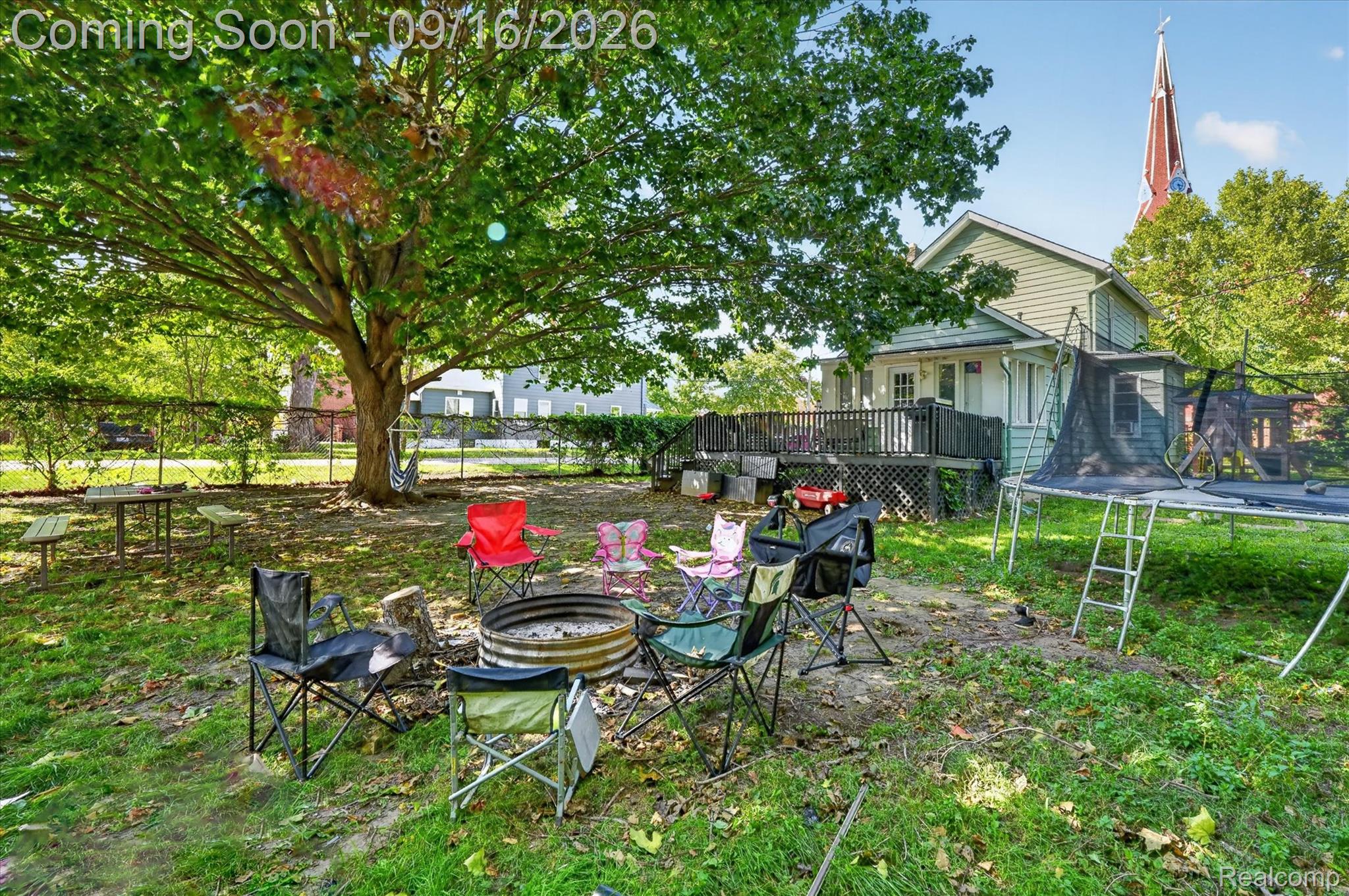 202 E Saint Clair Street Property Photo 38