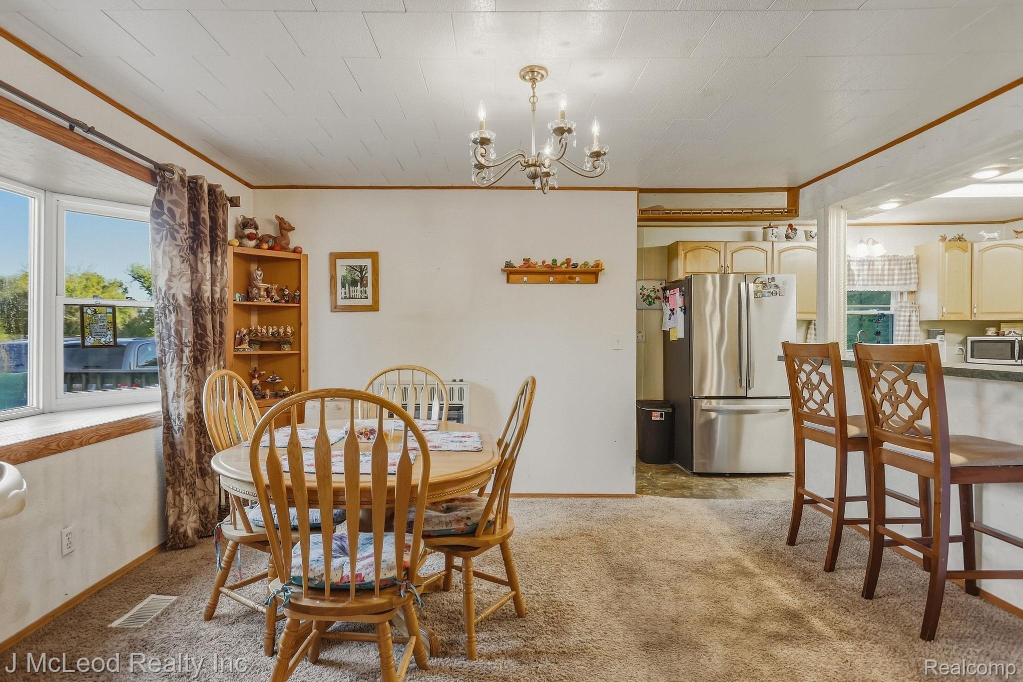 8821 Barnes Road Property Photo 12