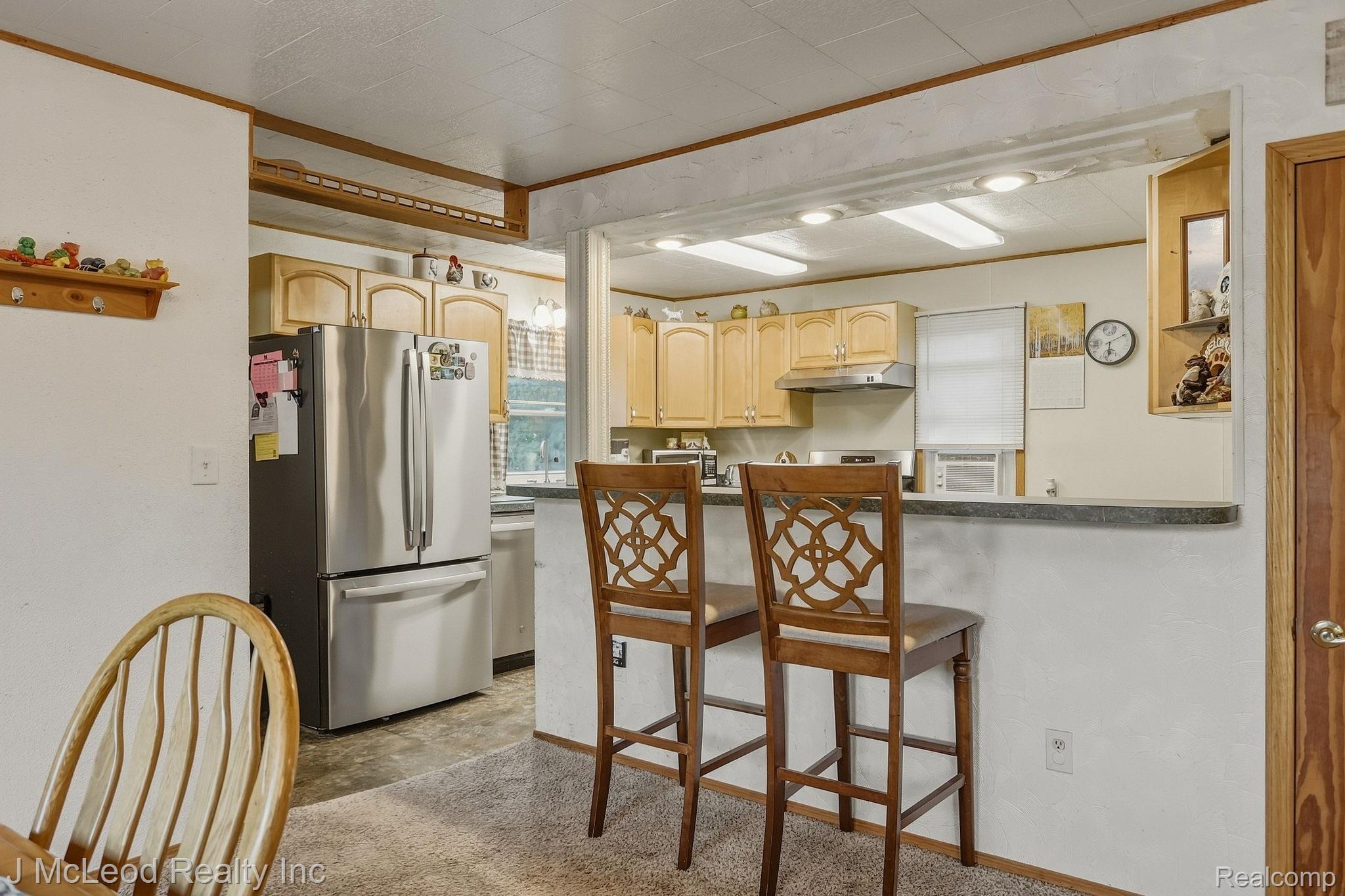 8821 Barnes Road Property Photo 14