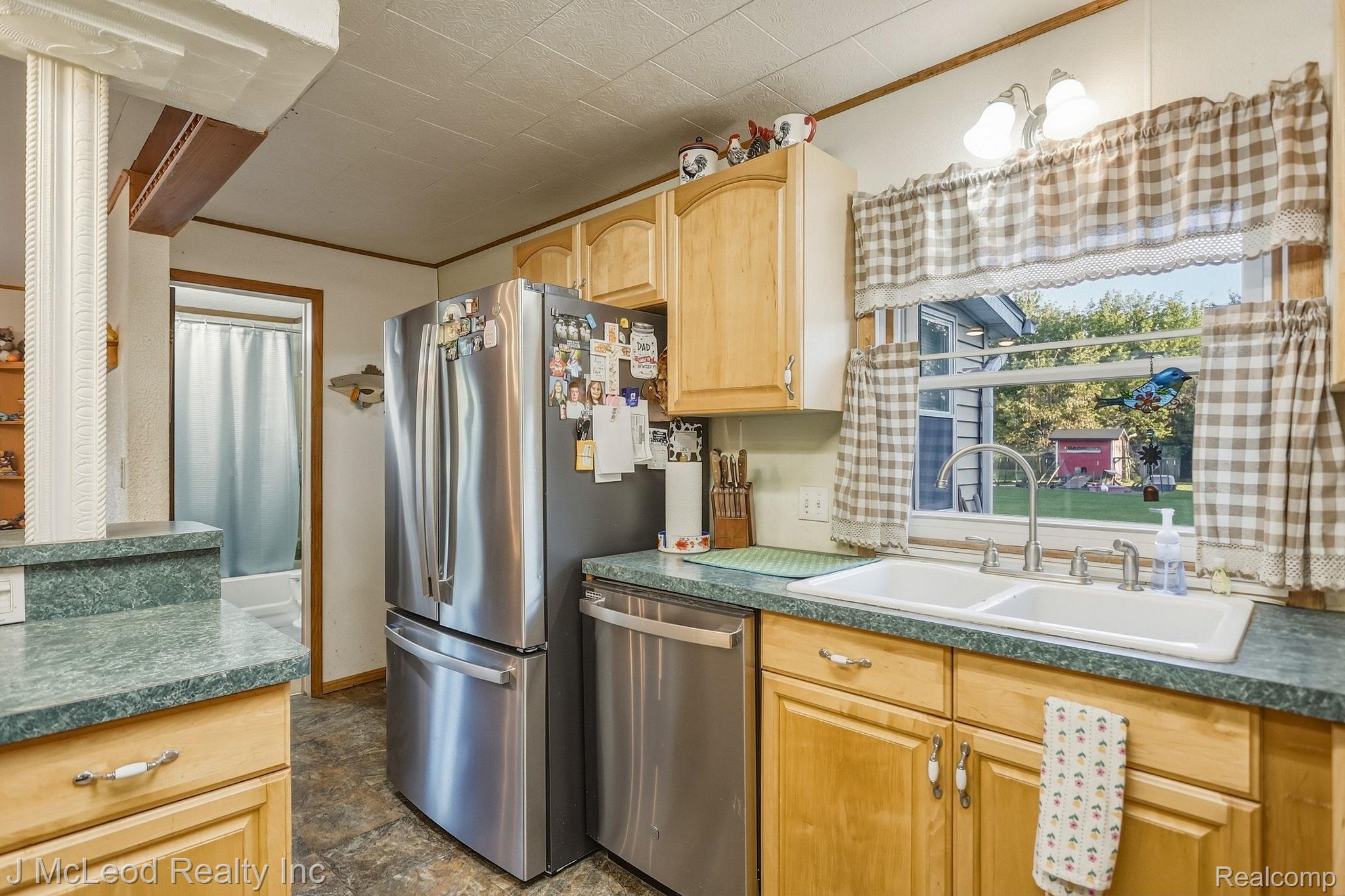 8821 Barnes Road Property Photo 18