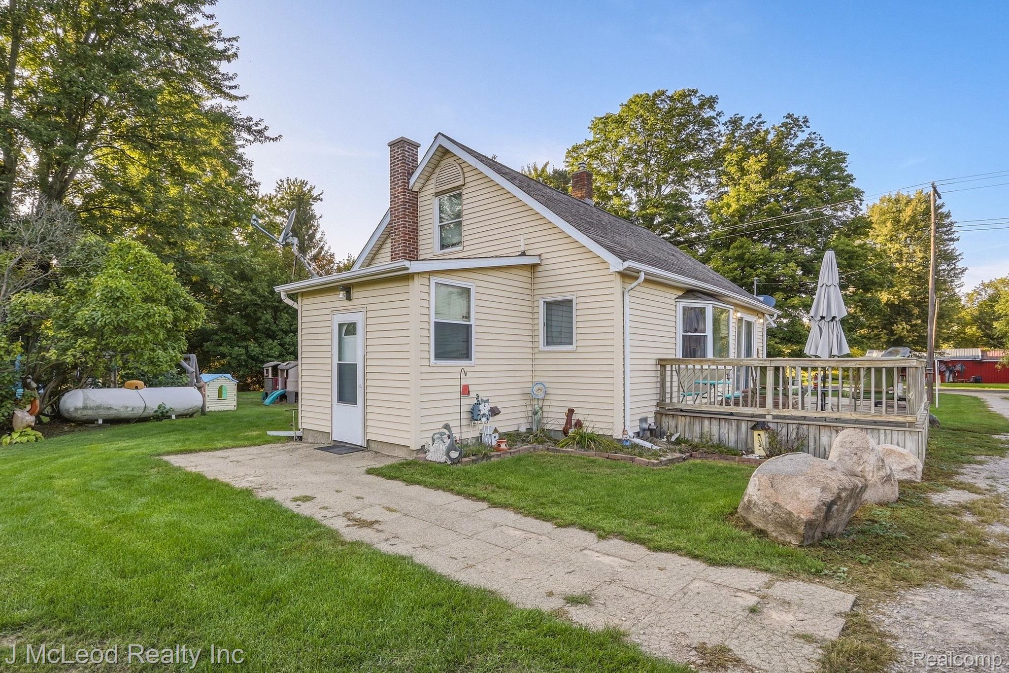 8821 Barnes Road Property Photo 30