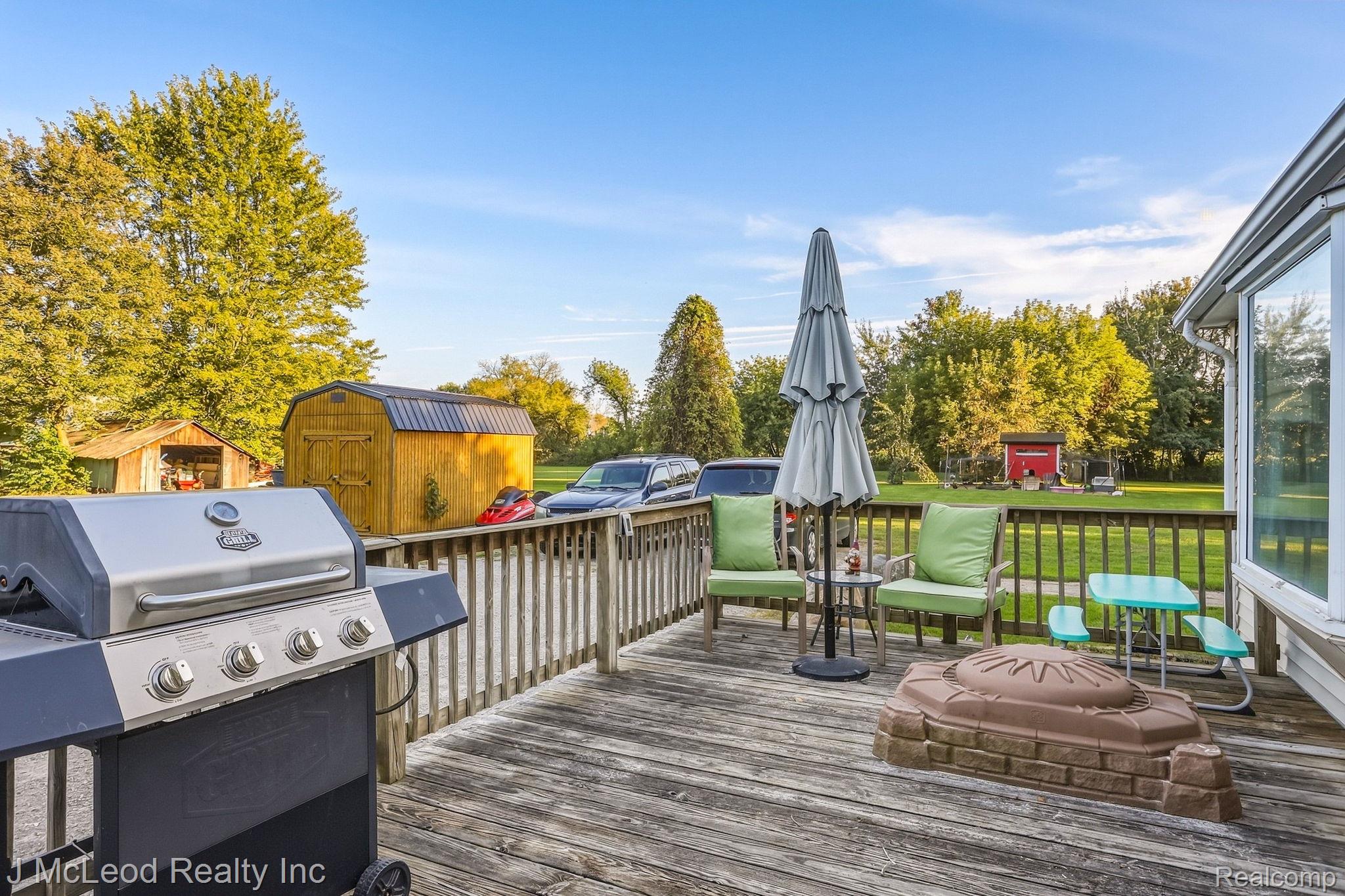 8821 Barnes Road Property Photo 33
