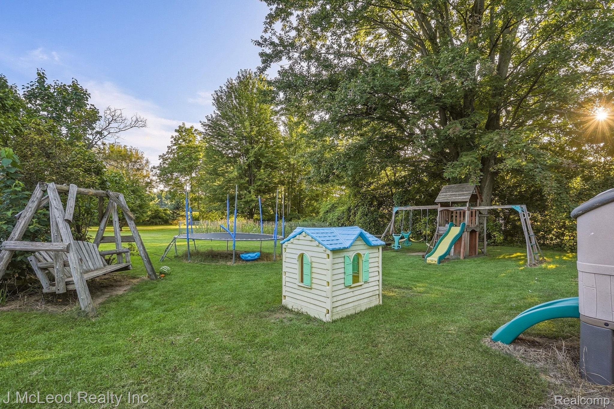 8821 Barnes Road Property Photo 35