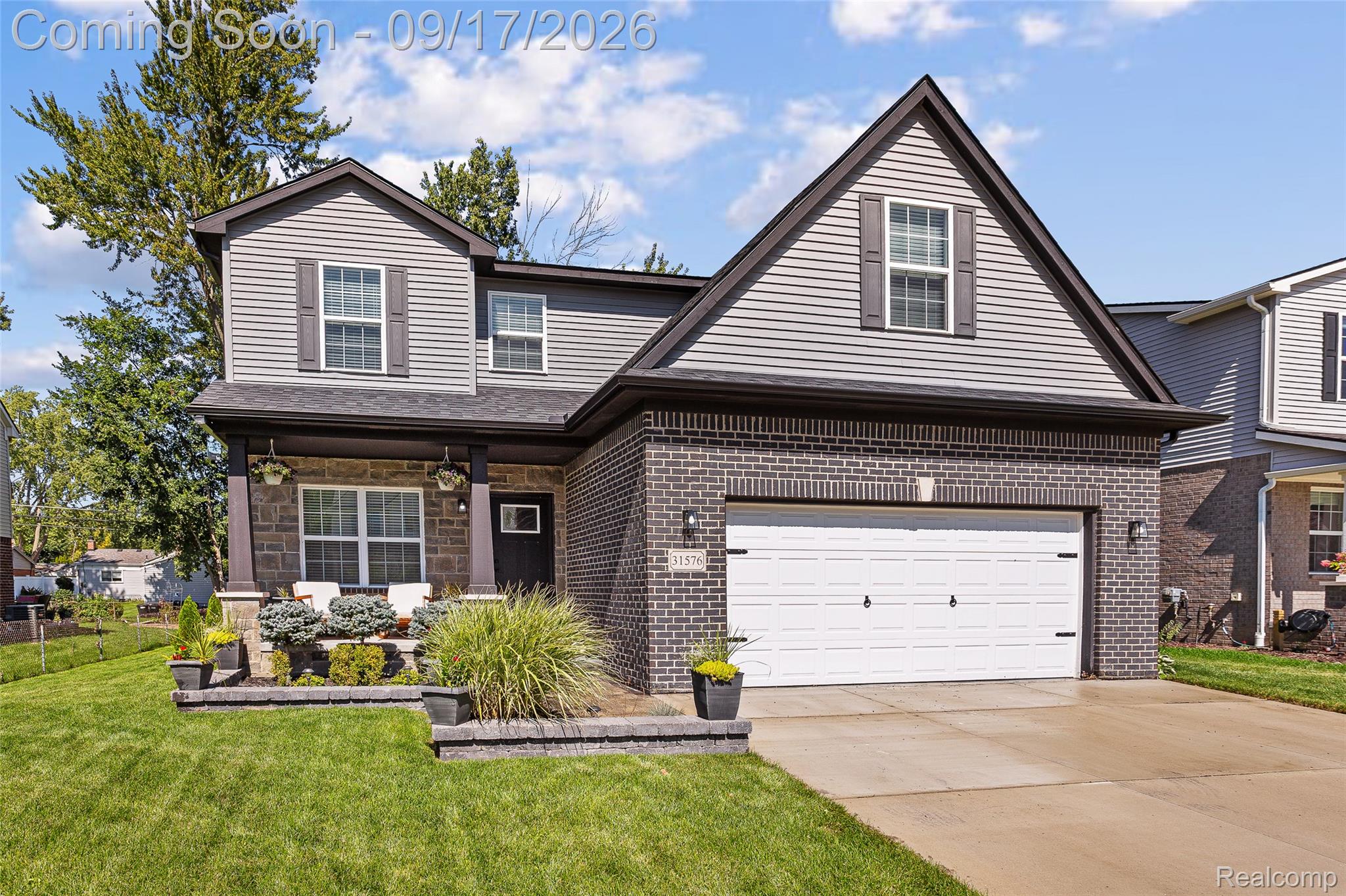 31576 Bridge Street Property Photo 1