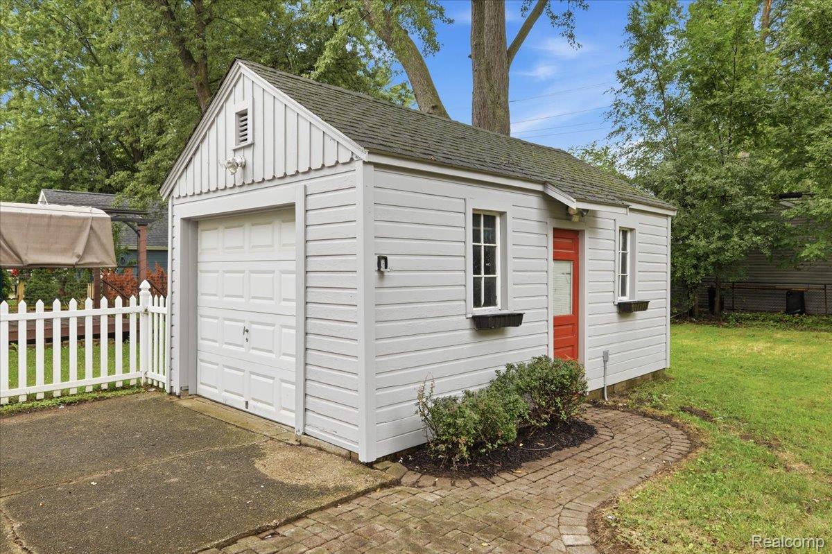 1113 Ferris Avenue Property Photo 19
