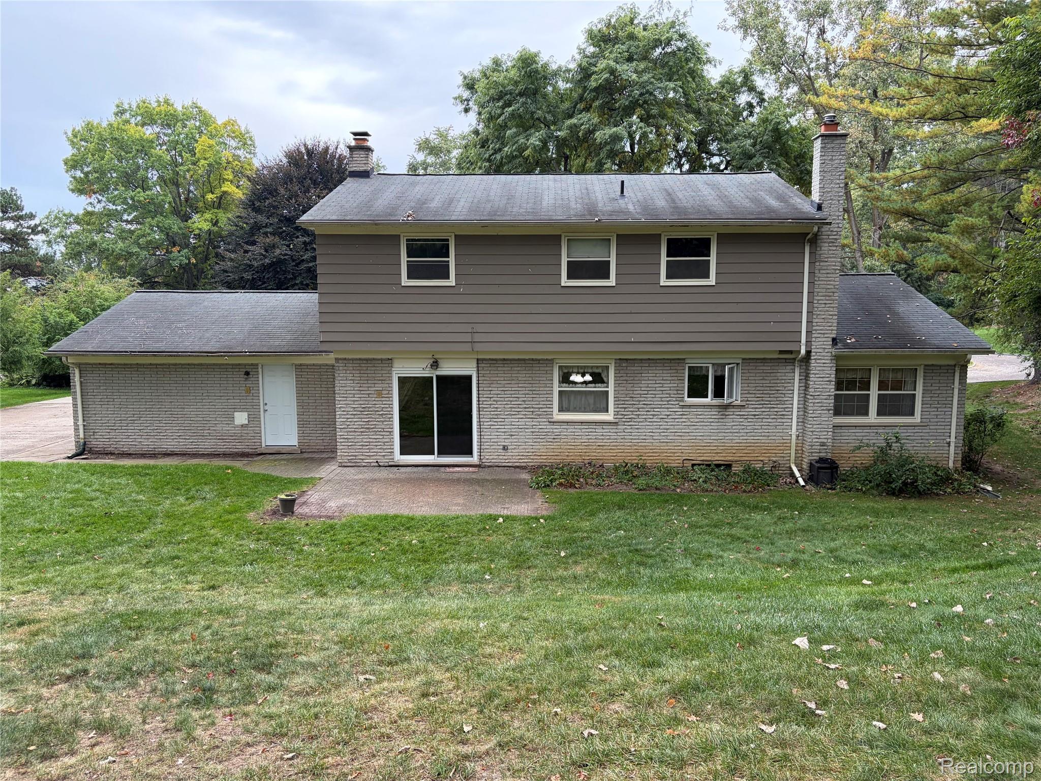353 Broadleaf Drive Property Photo 13
