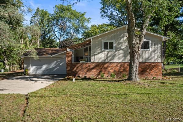 1960 Glen Iris Drive Property Photo 16
