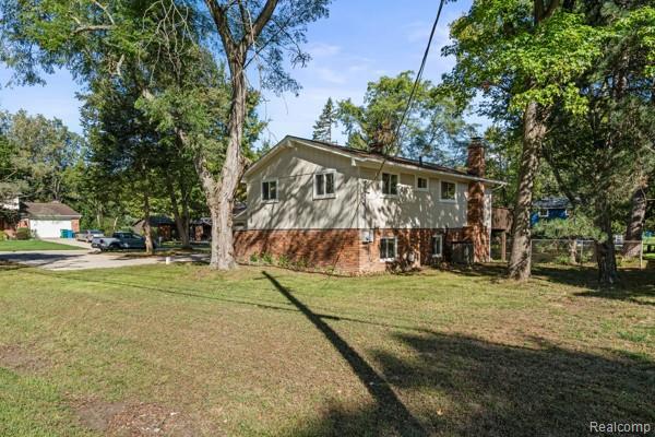 1960 Glen Iris Drive Property Photo 18