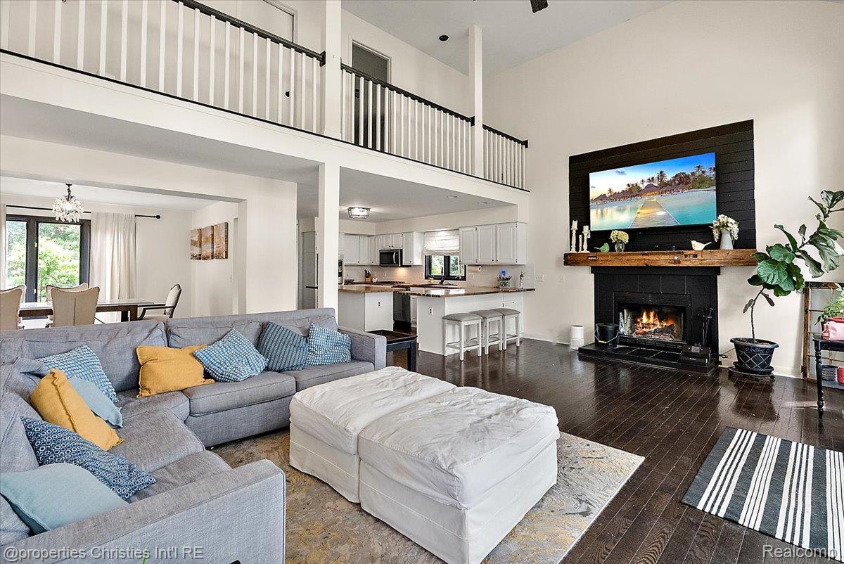8793 Webster Hills Road Property Photo 15