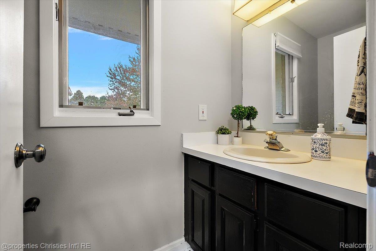 8793 Webster Hills Road Property Photo 24