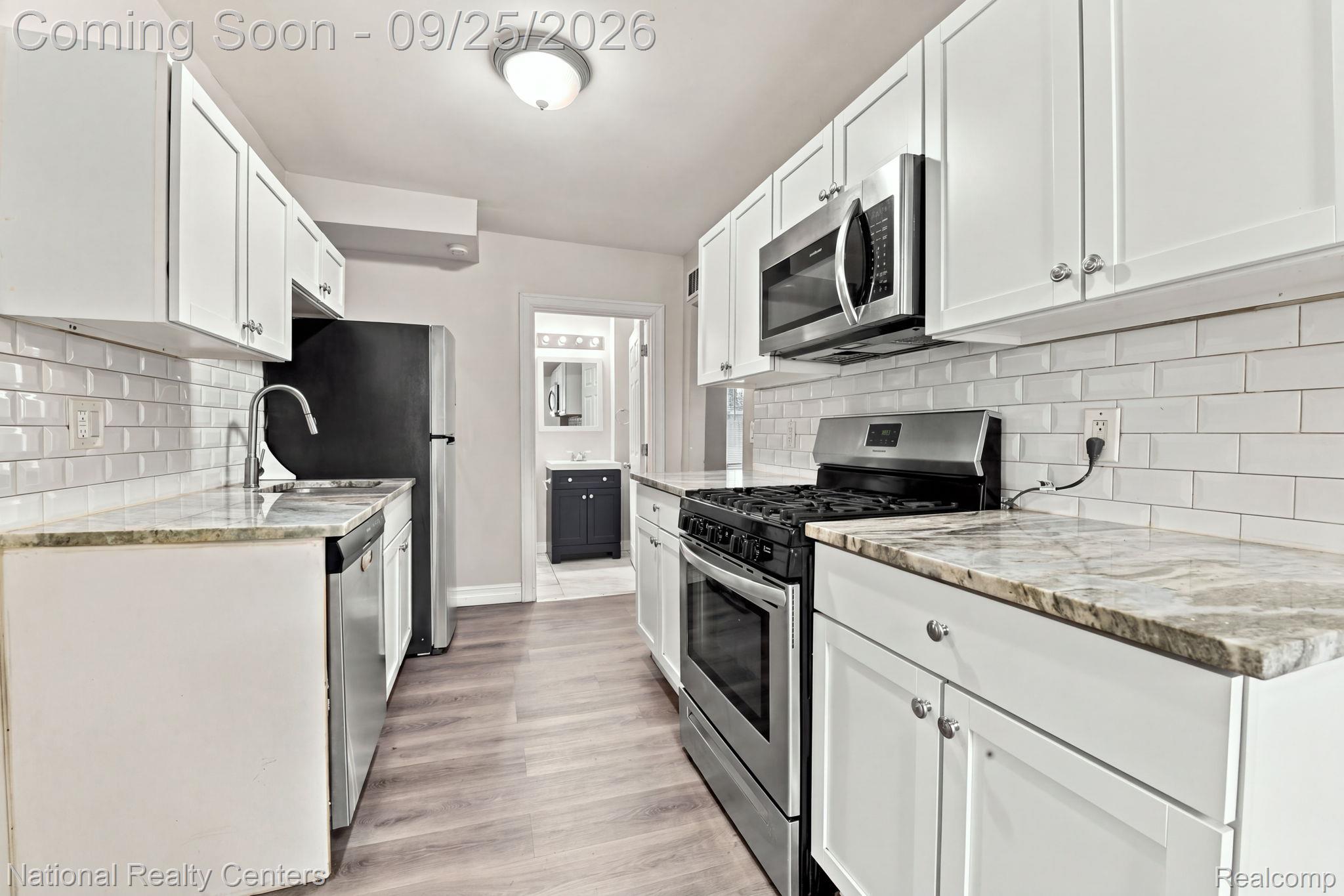 19559 E 14 Mile Road Property Photo 18