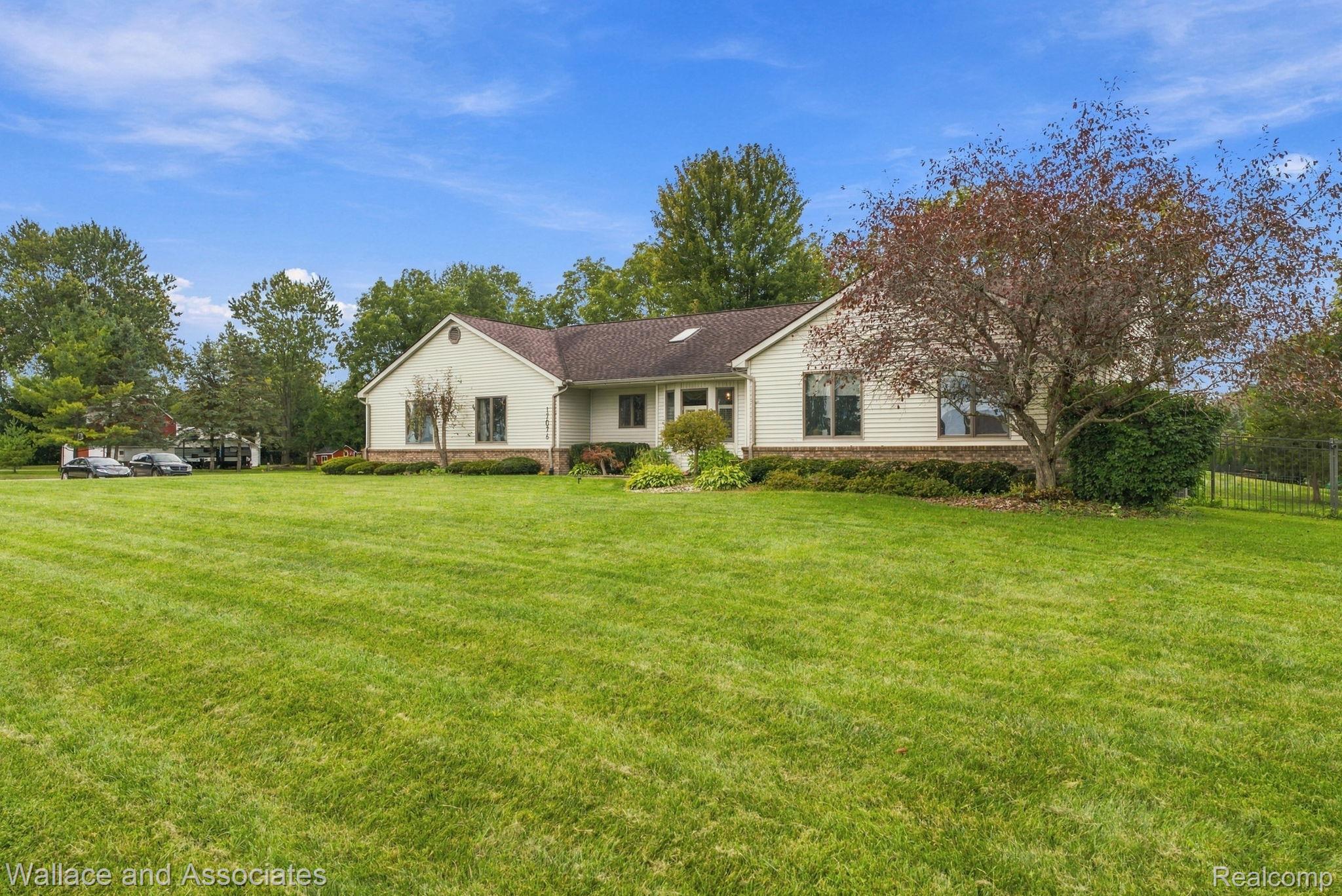 17076 27 Mile Road Property Photo 3