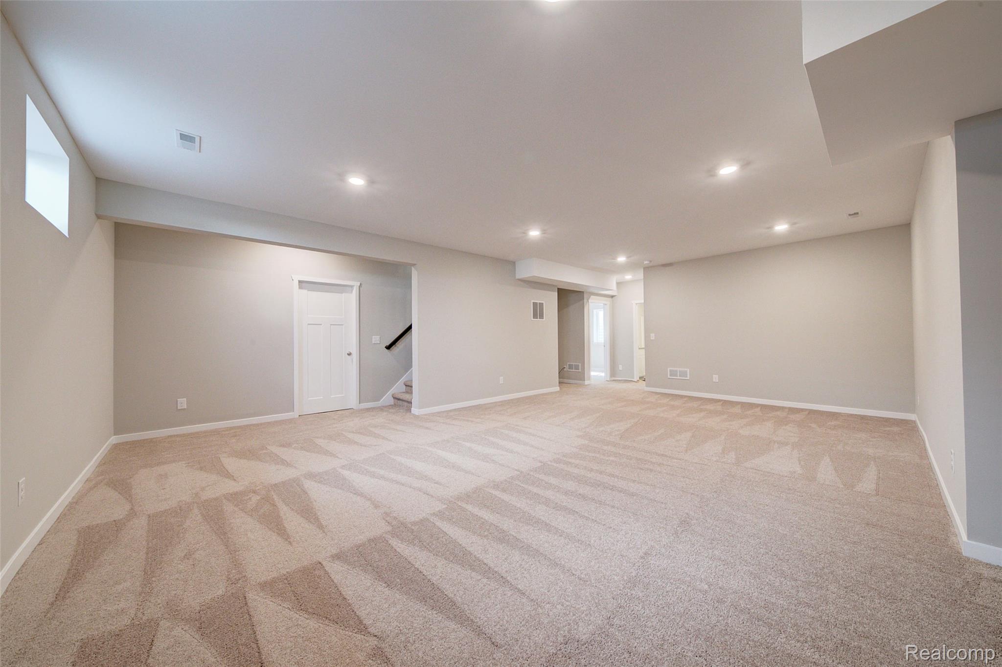 677 Round Rock Dr Property Photo 18