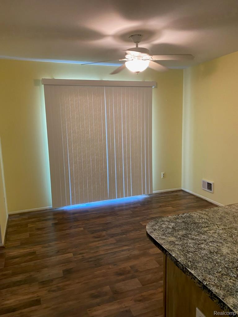 20404 Birch Meadow Drive Property Photo 4