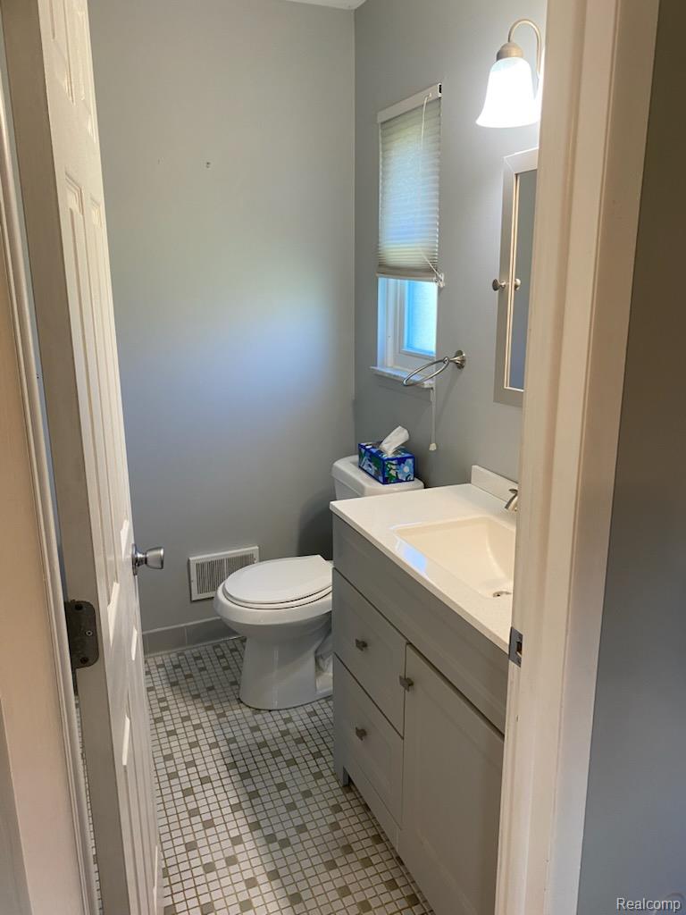 20404 Birch Meadow Drive Property Photo 7