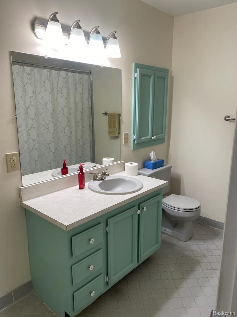 20404 Birch Meadow Drive Property Photo 10