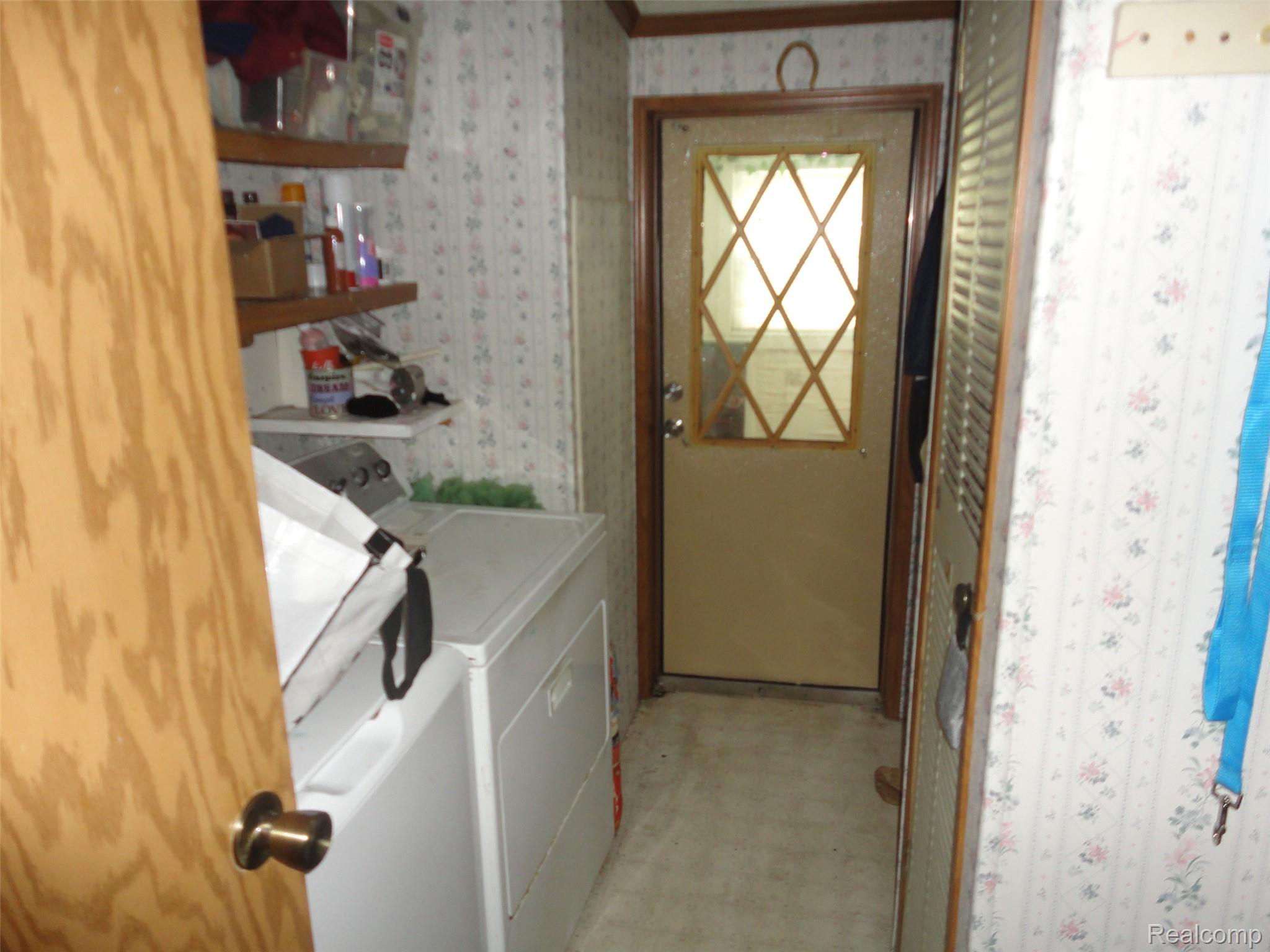 329 Edinborough Street Property Photo 10