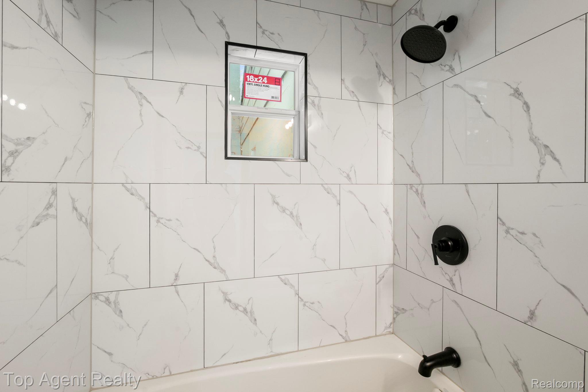 7285 Prospect Avenue Property Photo 23