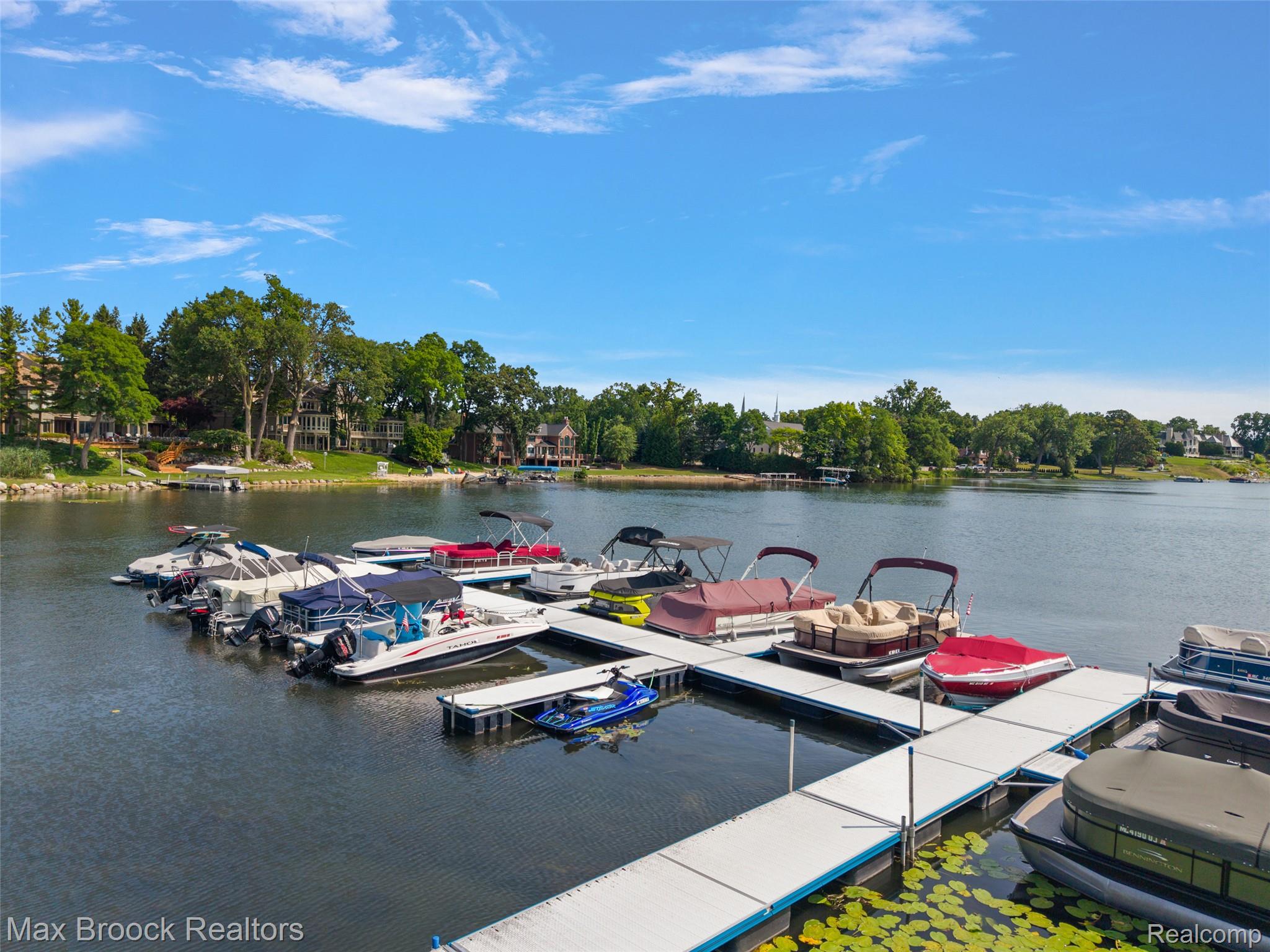 5405 Possum Lane Property Photo 3