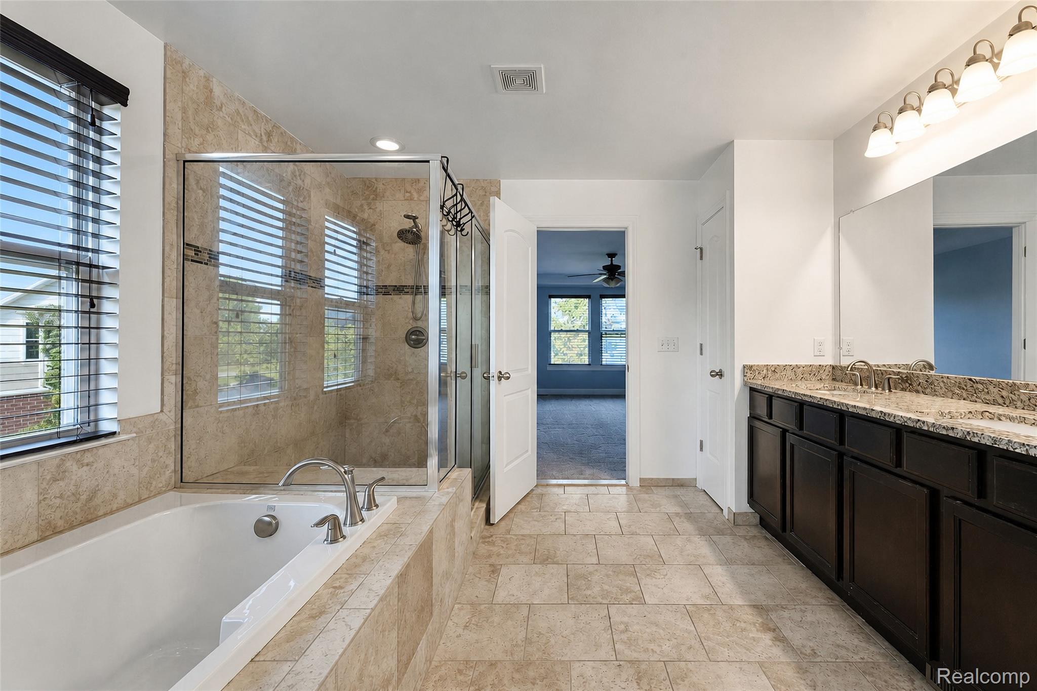 54908 N Grenelefe Circle Property Photo 47
