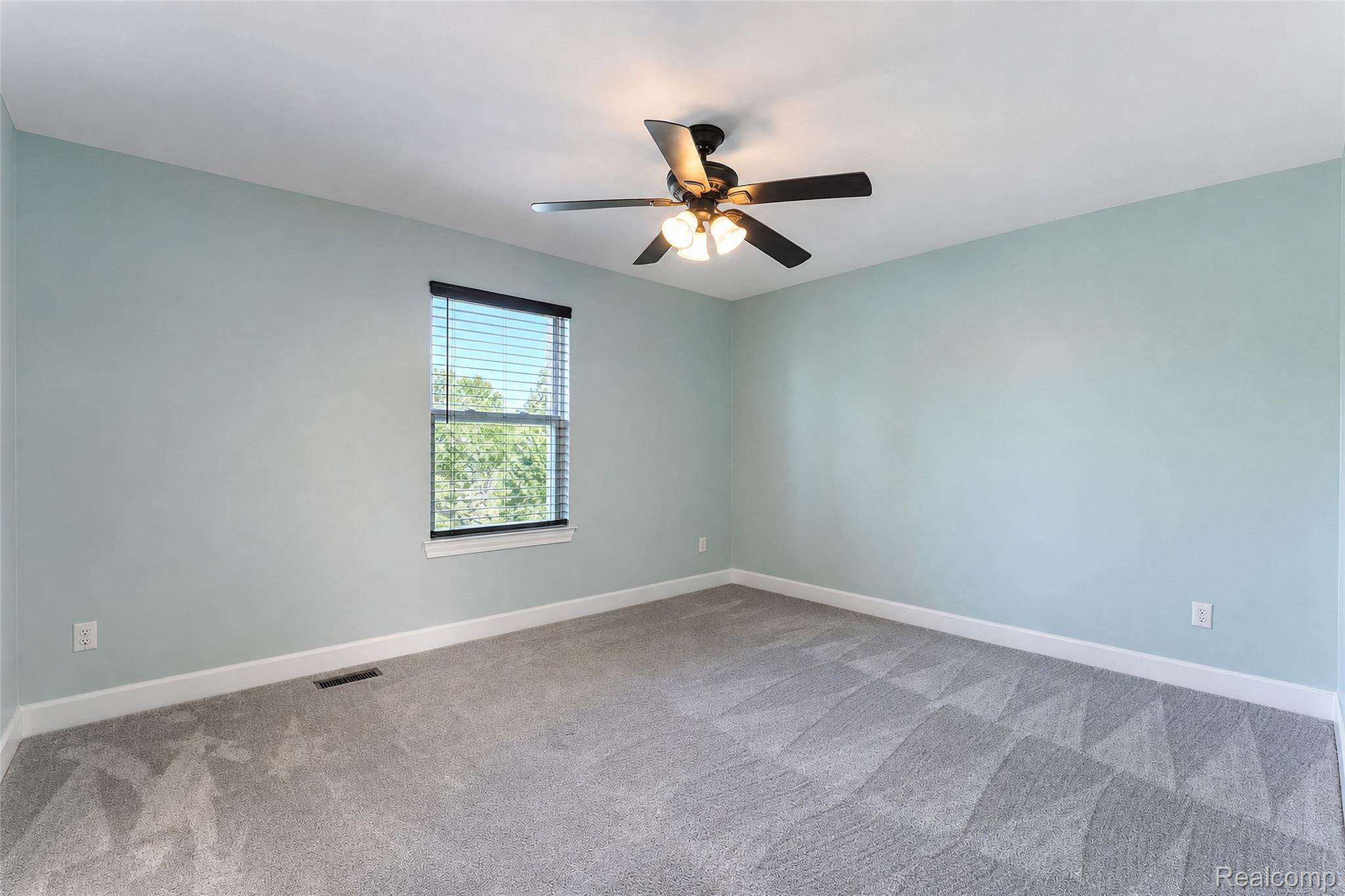 54908 N Grenelefe Circle Property Photo 57