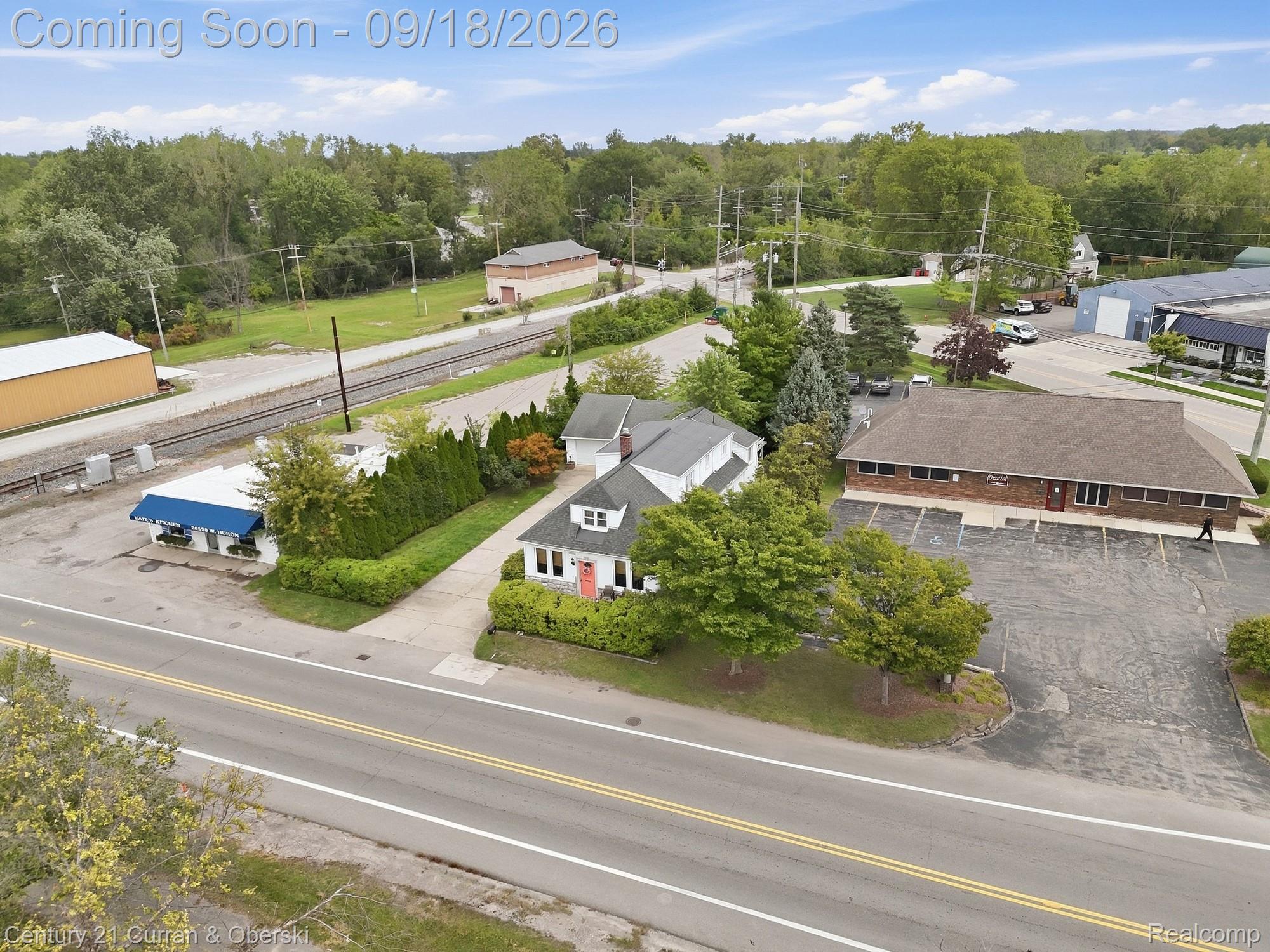 26552 W Huron River Drive Property Photo 4