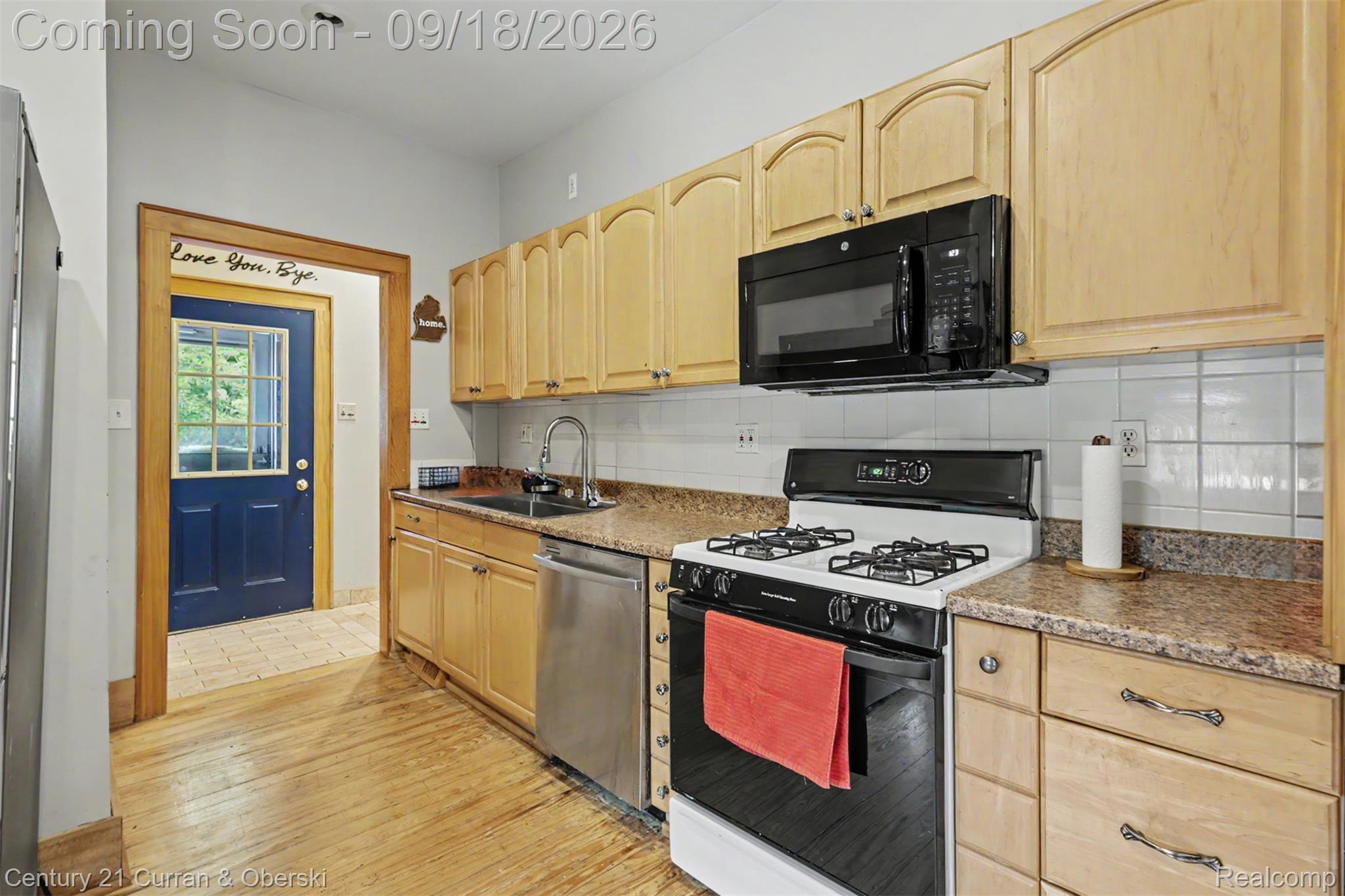 26552 W Huron River Drive Property Photo 13