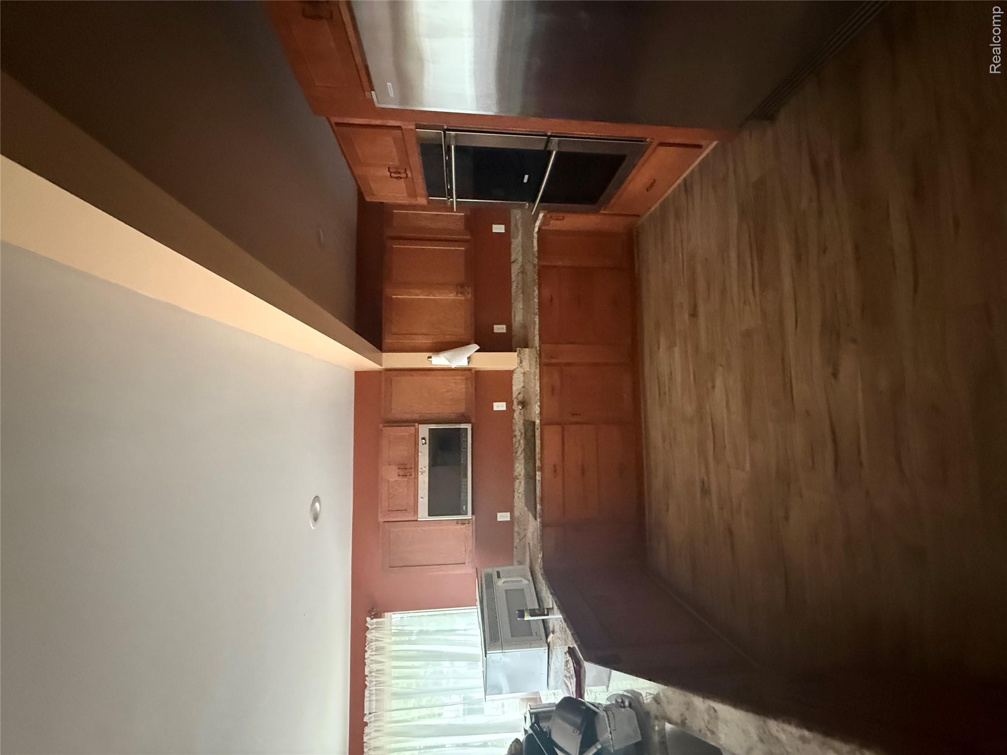 9531 Portage Trail Property Photo 13