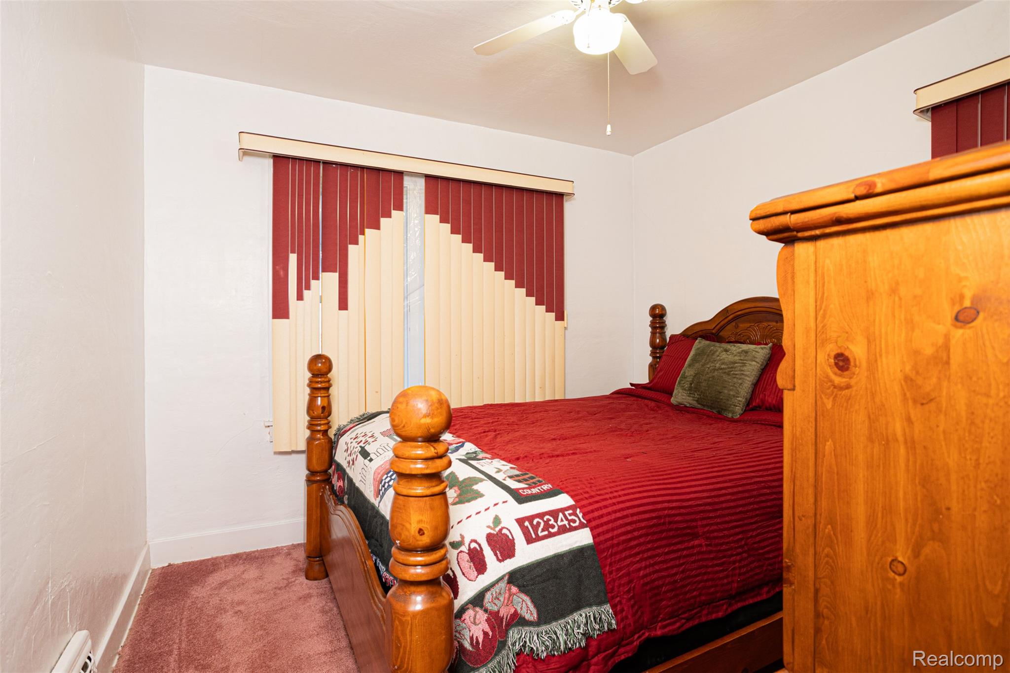 425 E Jamieson Street Property Photo 5