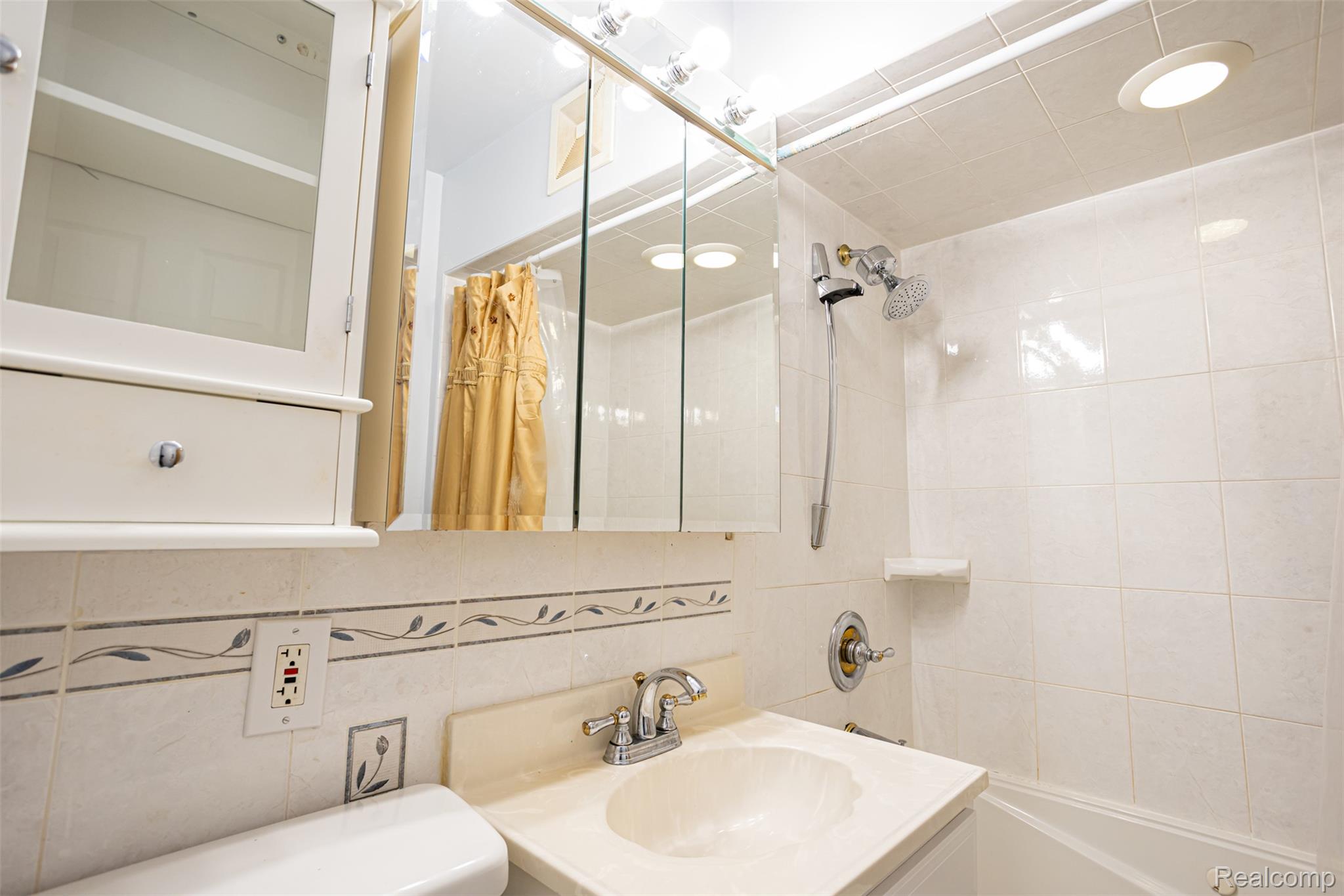 425 E Jamieson Street Property Photo 28