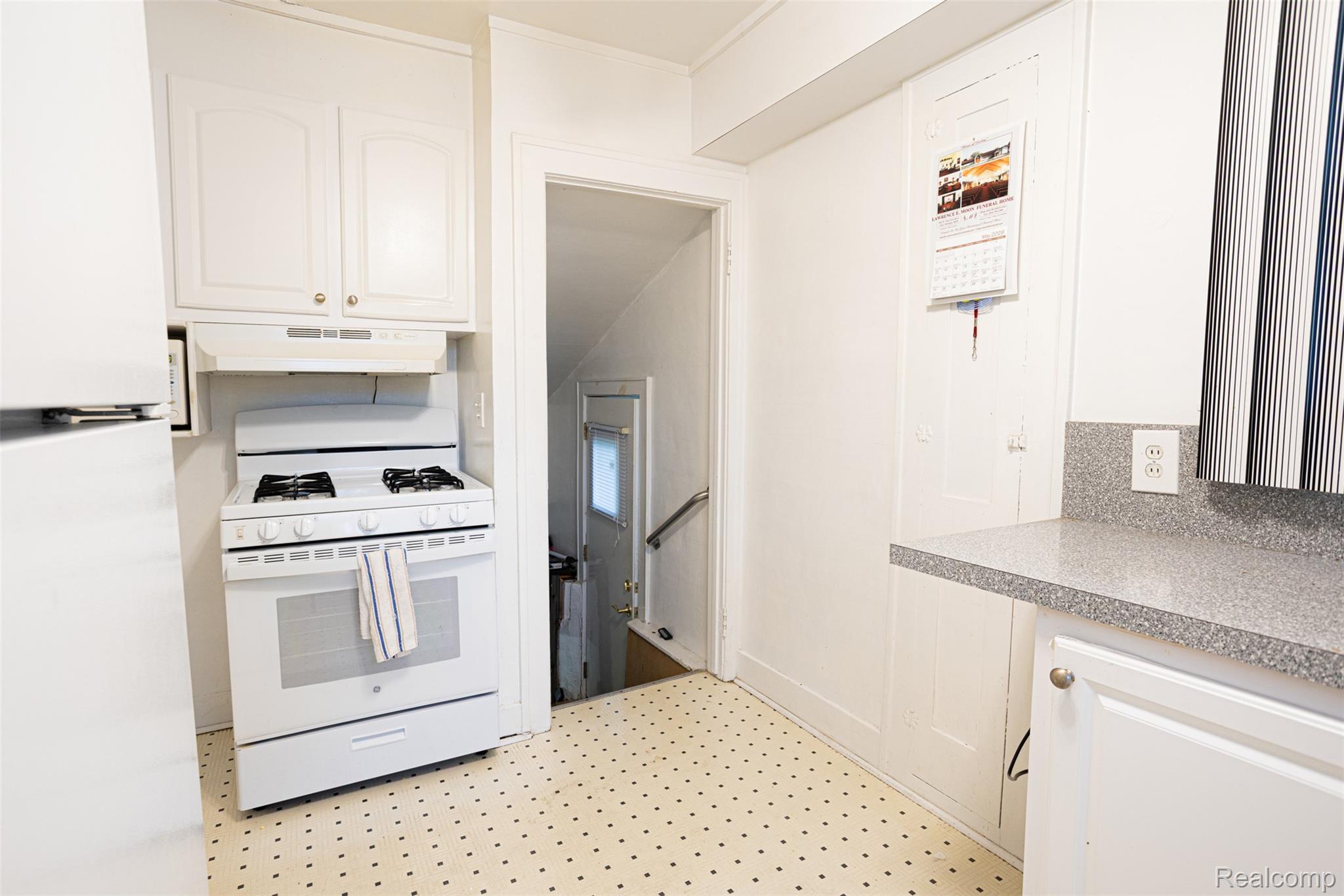 425 E Jamieson Street Property Photo 32