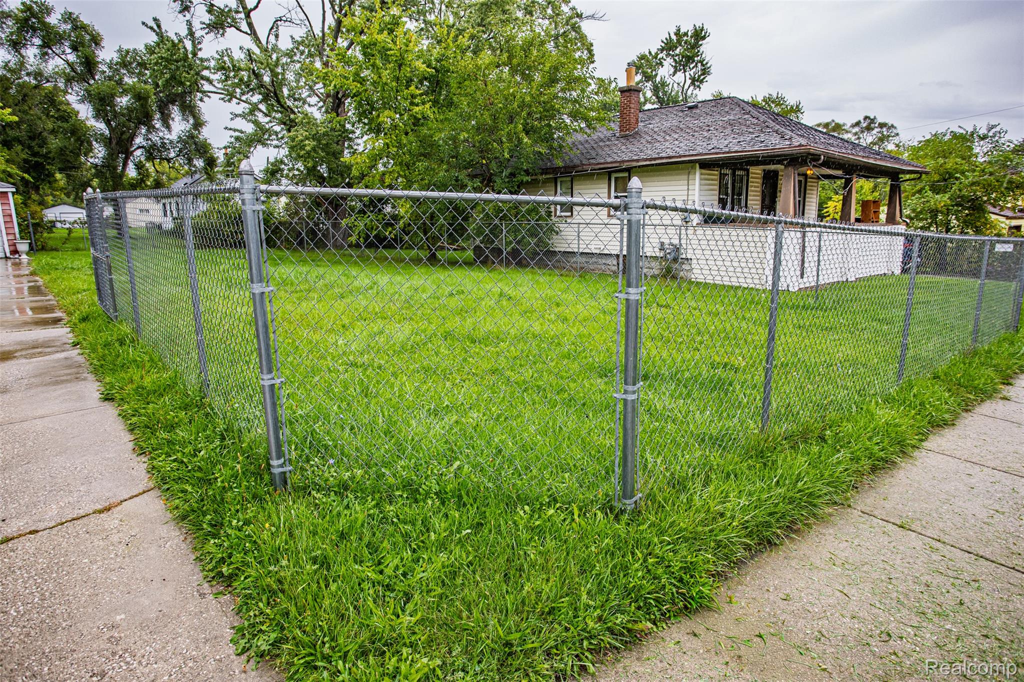 425 E Jamieson Street Property Photo 43