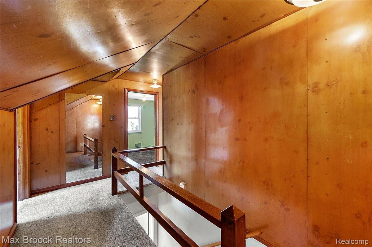 22665 Madison Street Property Photo 20