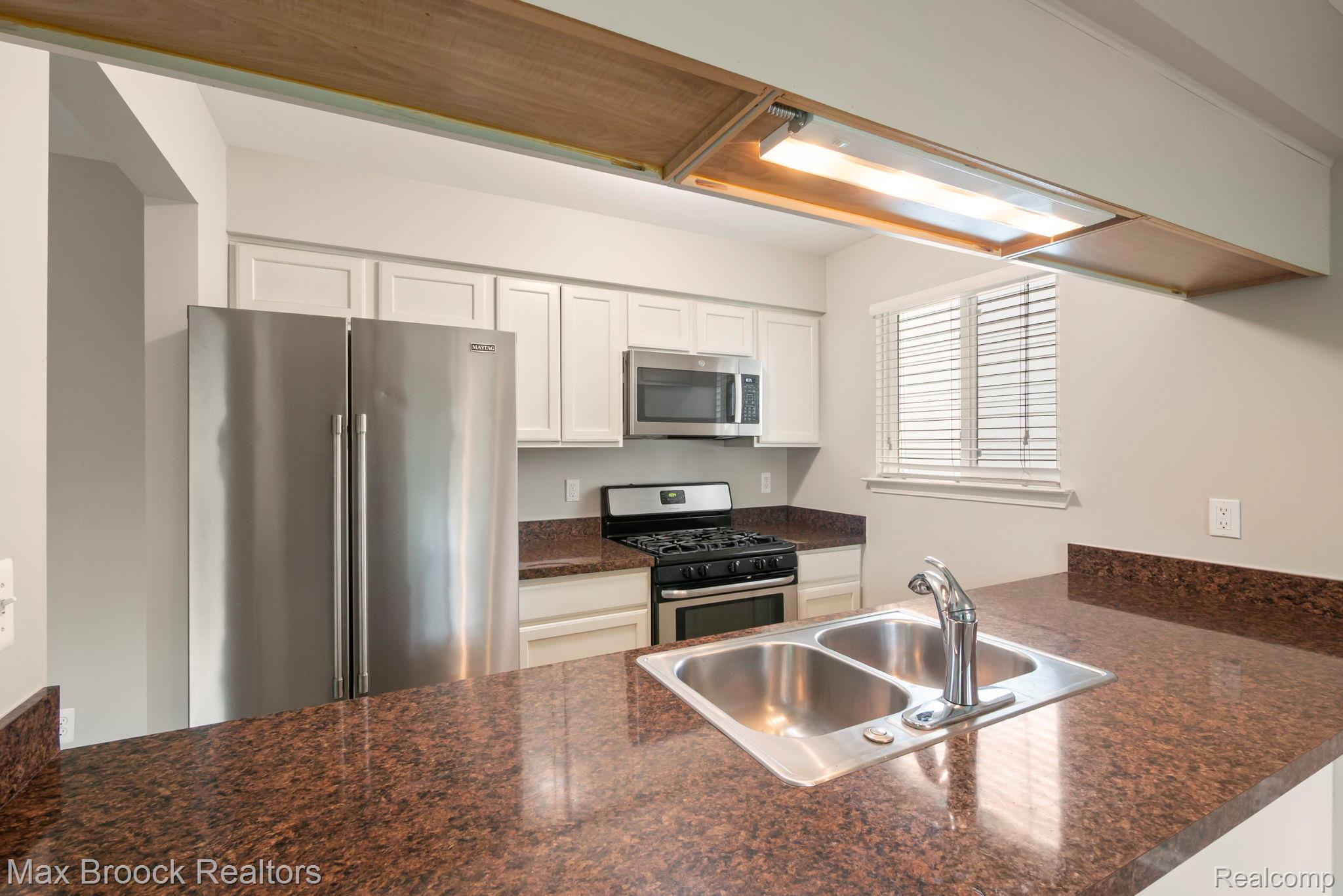 1020 Oregon Boulevard Property Photo 12