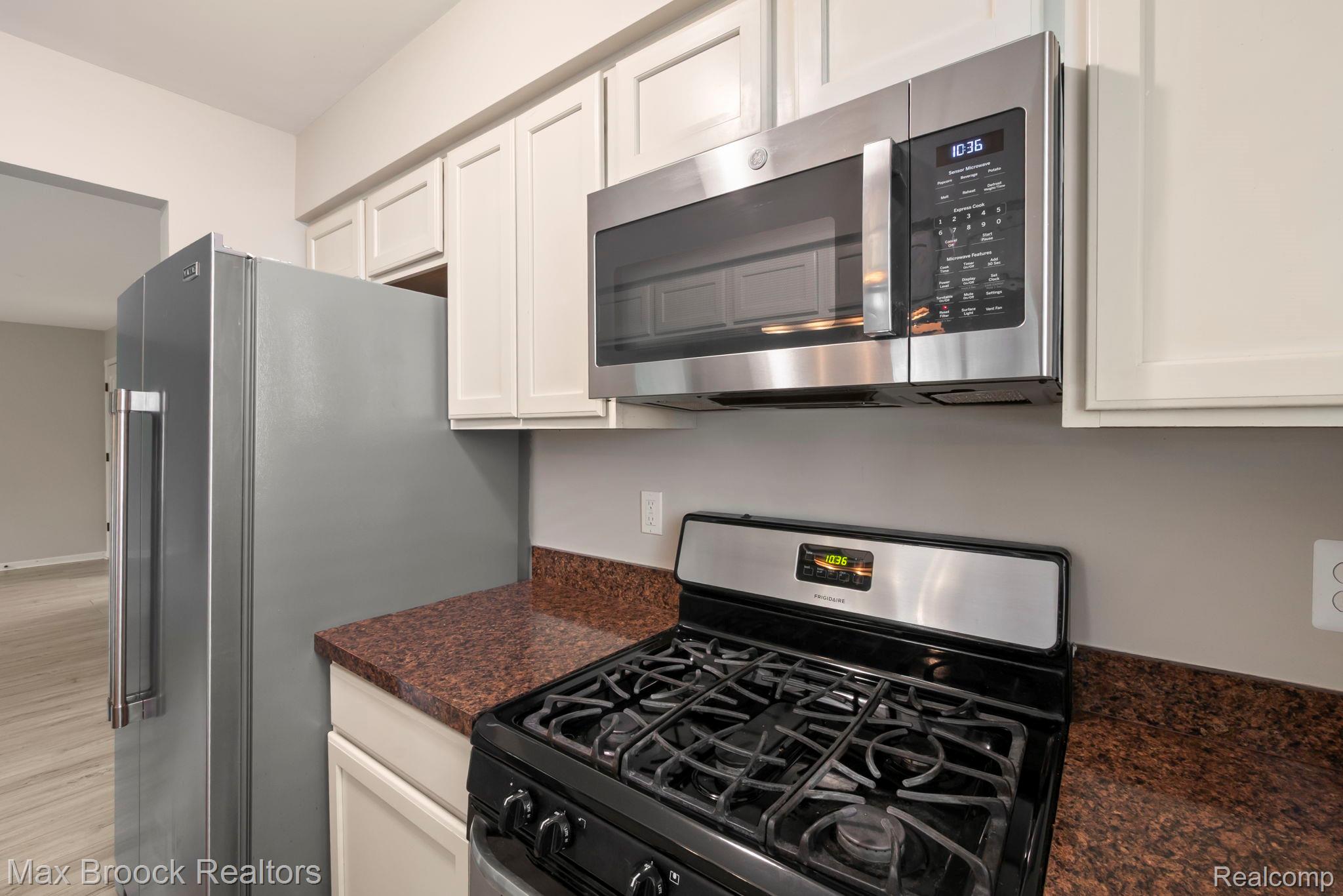 1020 Oregon Boulevard Property Photo 14