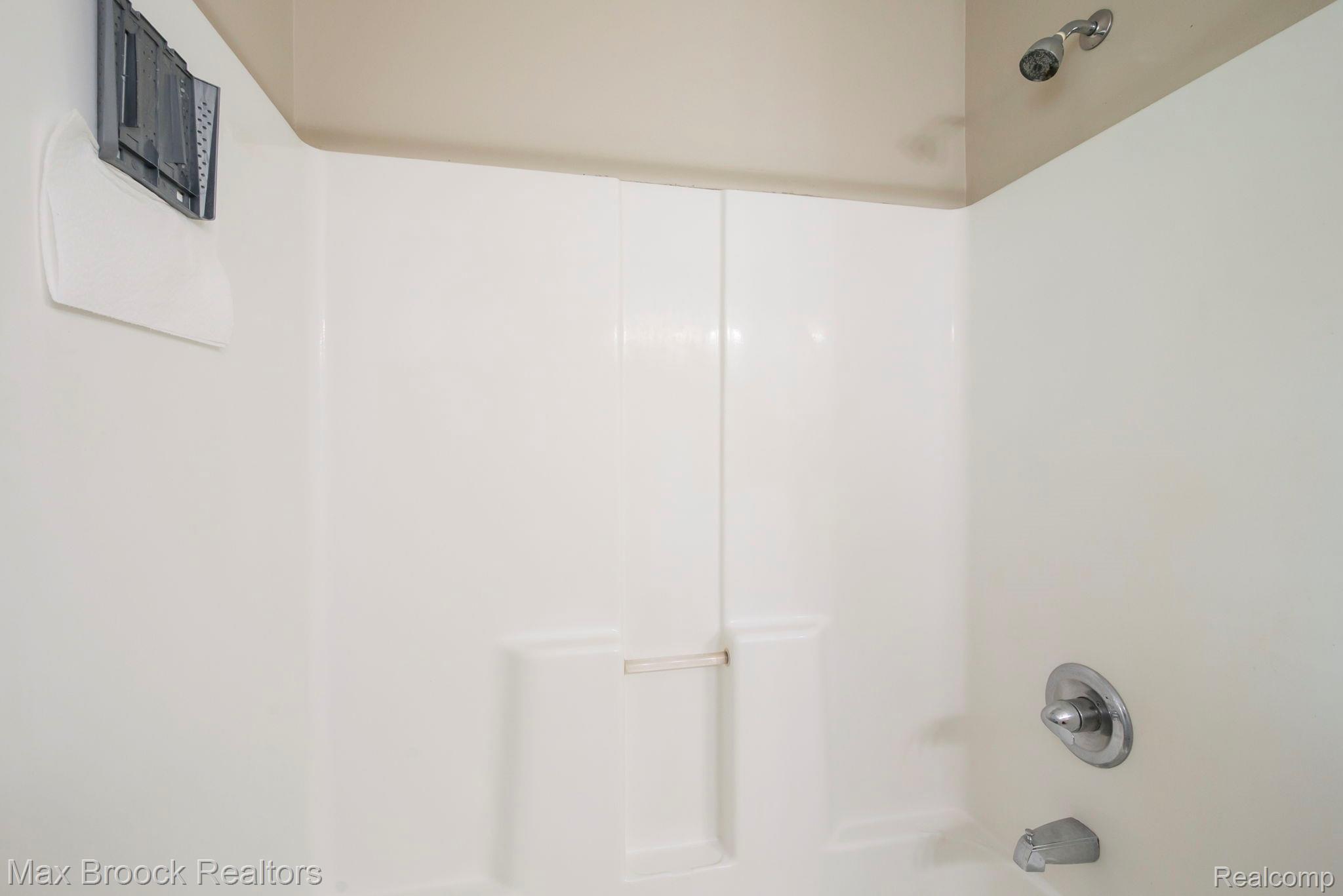 1020 Oregon Boulevard Property Photo 17