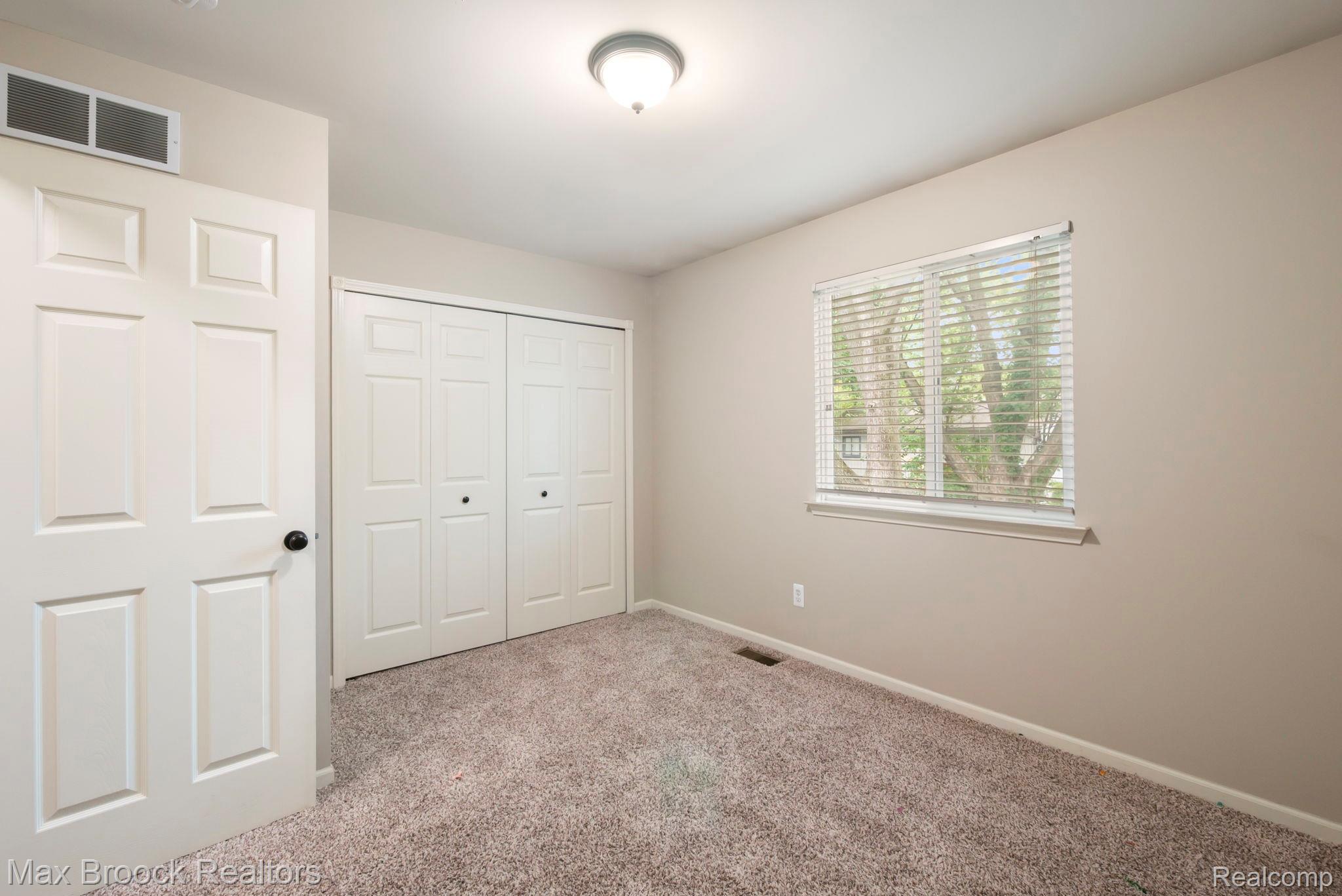 1020 Oregon Boulevard Property Photo 20