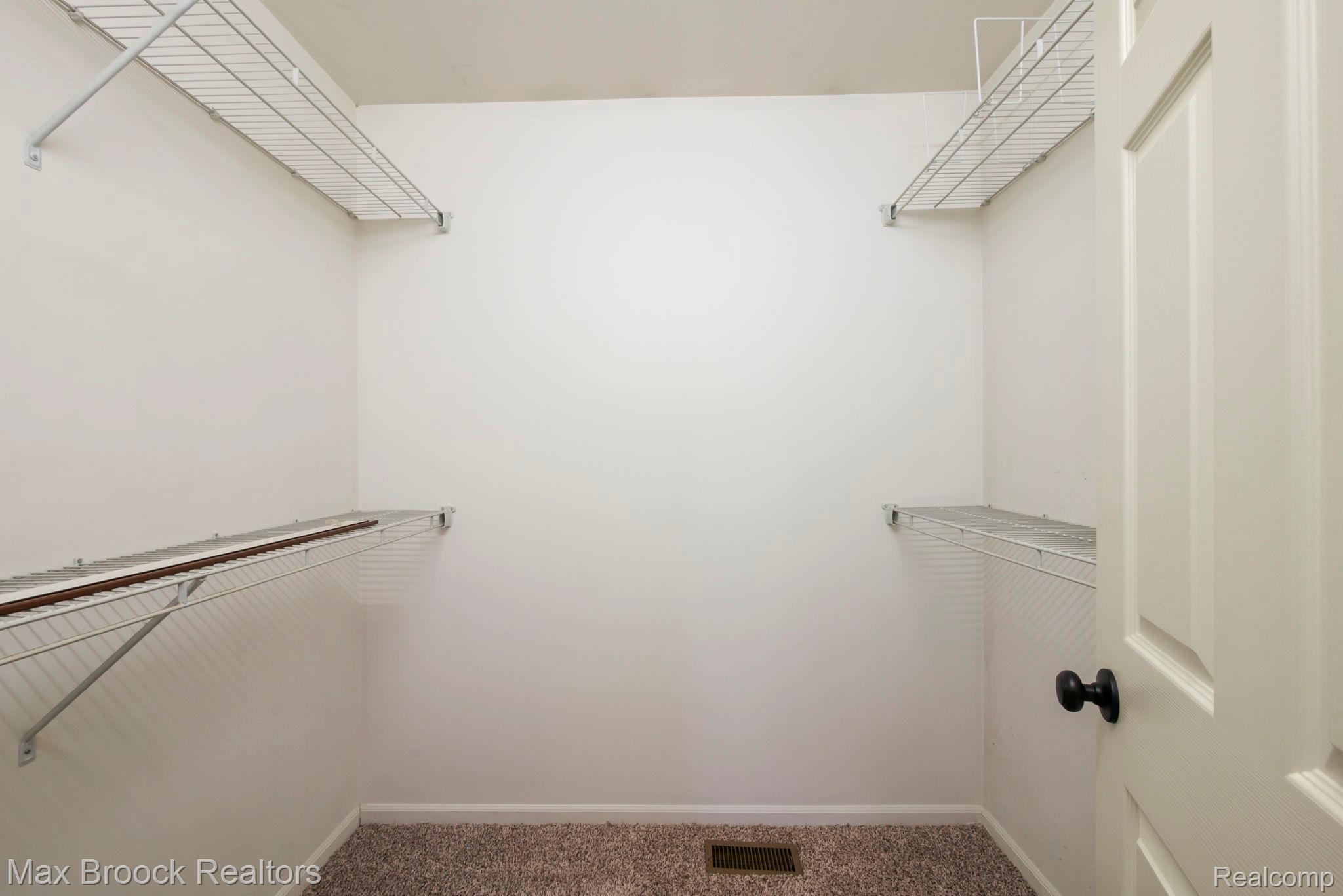 1020 Oregon Boulevard Property Photo 25
