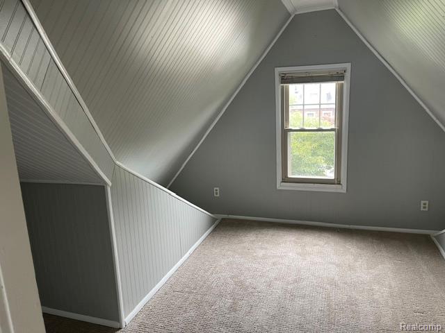 734 N North Waverly Street Property Photo 6