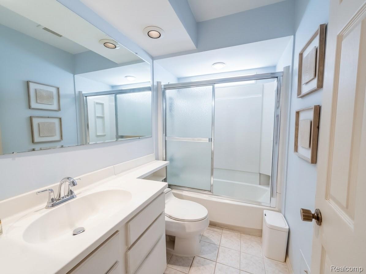31687 Norrid Circle Property Photo 17