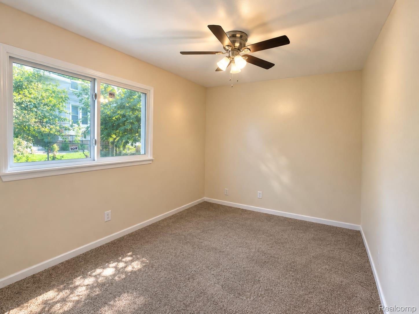 6793 Prospect Avenue Property Photo 10