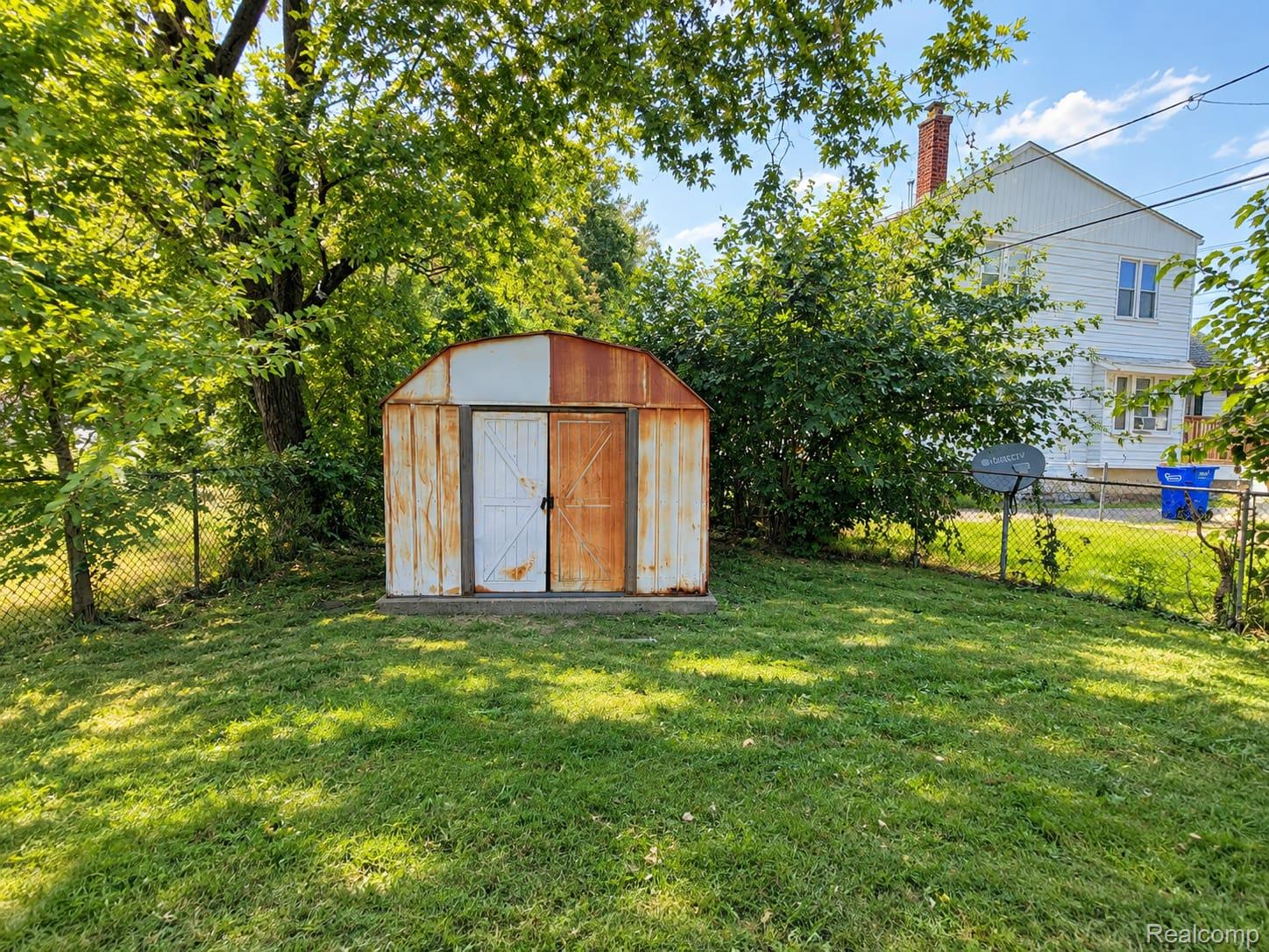 6793 Prospect Avenue Property Photo 16