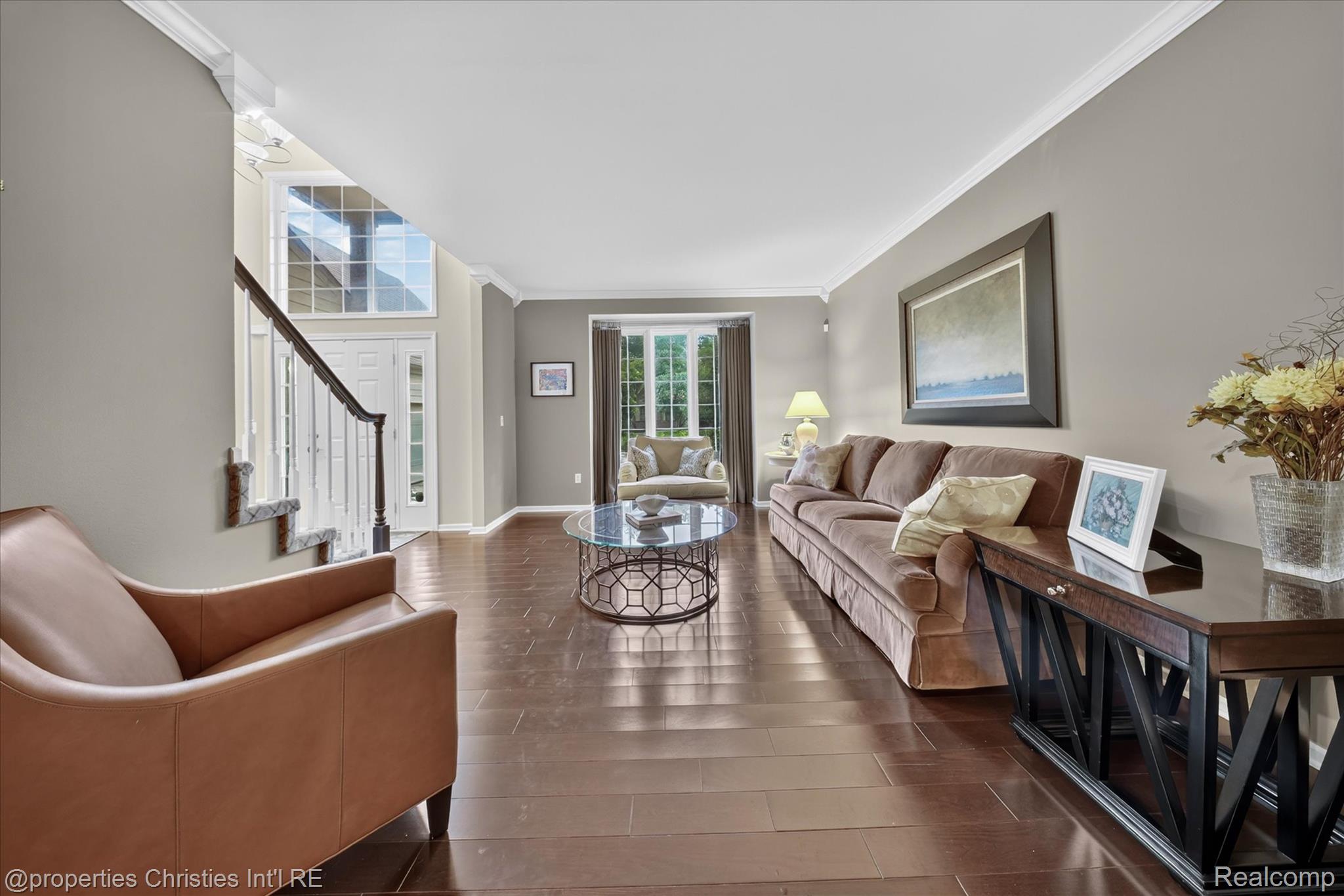 18032 Cascade Drive Property Photo 11