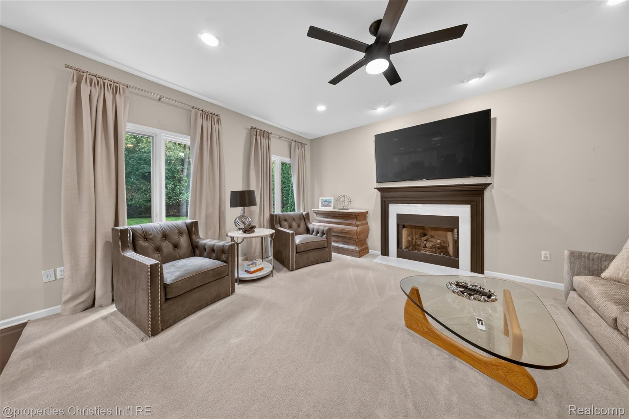 18032 Cascade Drive Property Photo 12