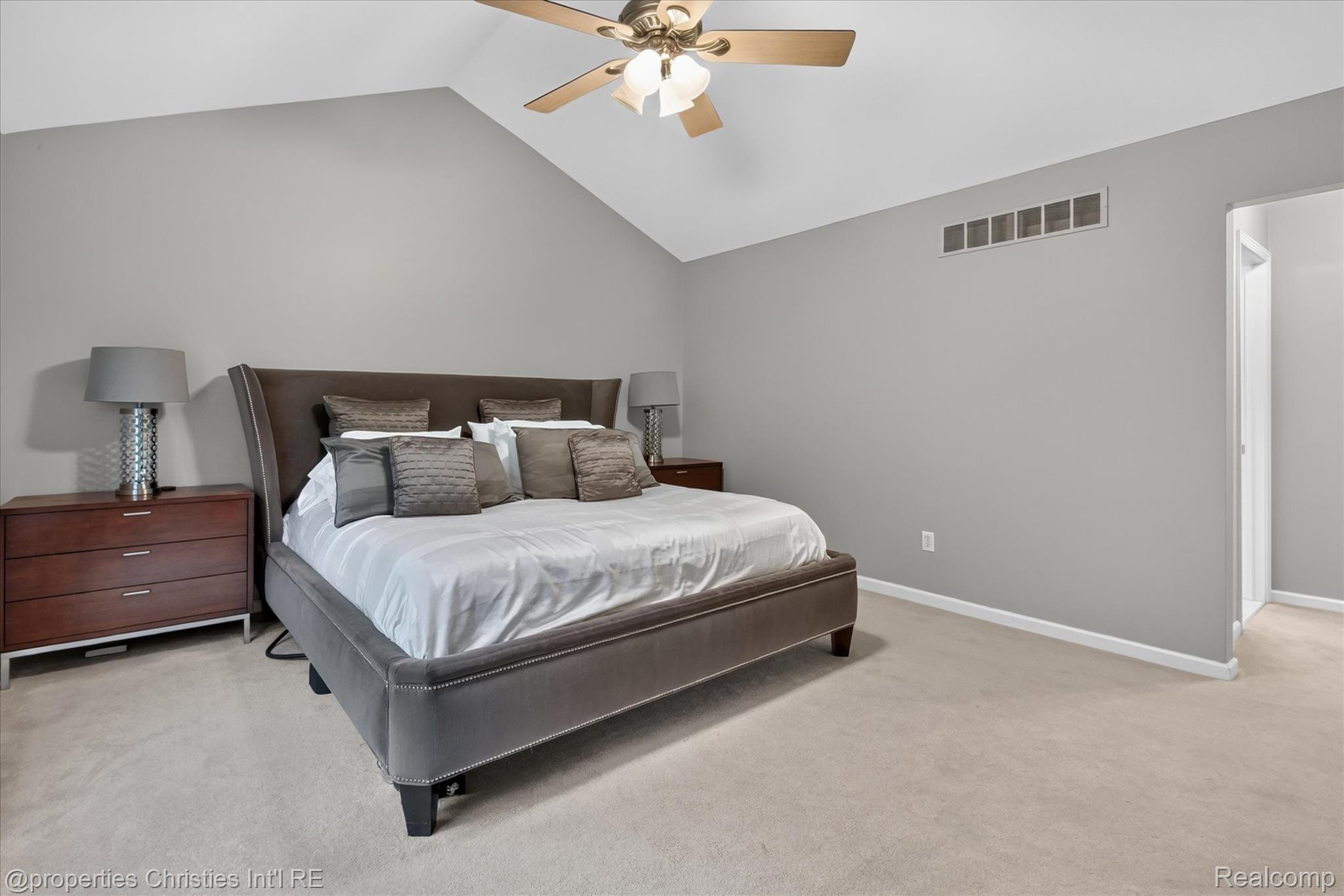 18032 Cascade Drive Property Photo 30